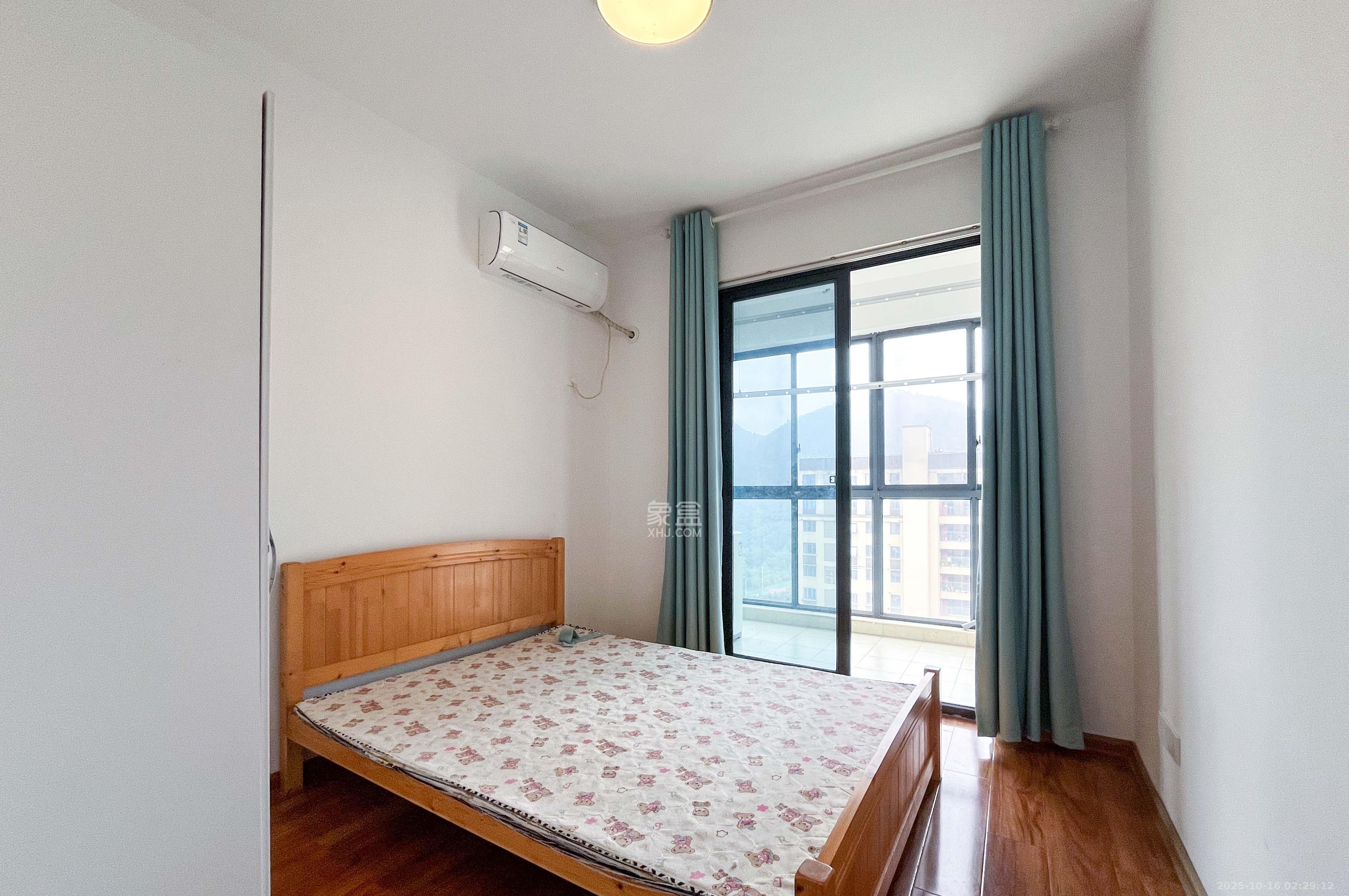 君康家园(梅溪湖七喜街) 4室2厅2卫 228.0万 君康家园(梅溪湖七喜街) 4室2厅2卫 228.0万其他