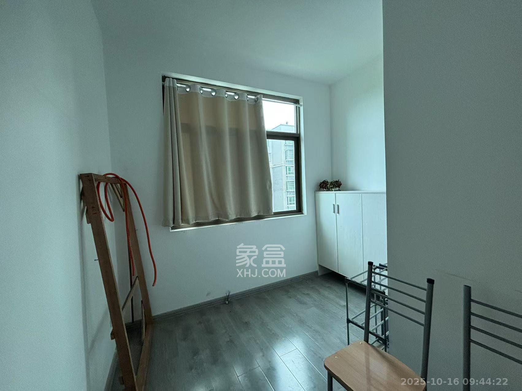 一六三家园  3室2厅1卫    2500.0元/月 一六三家园  3室2厅1卫    2500.0元/月室内图