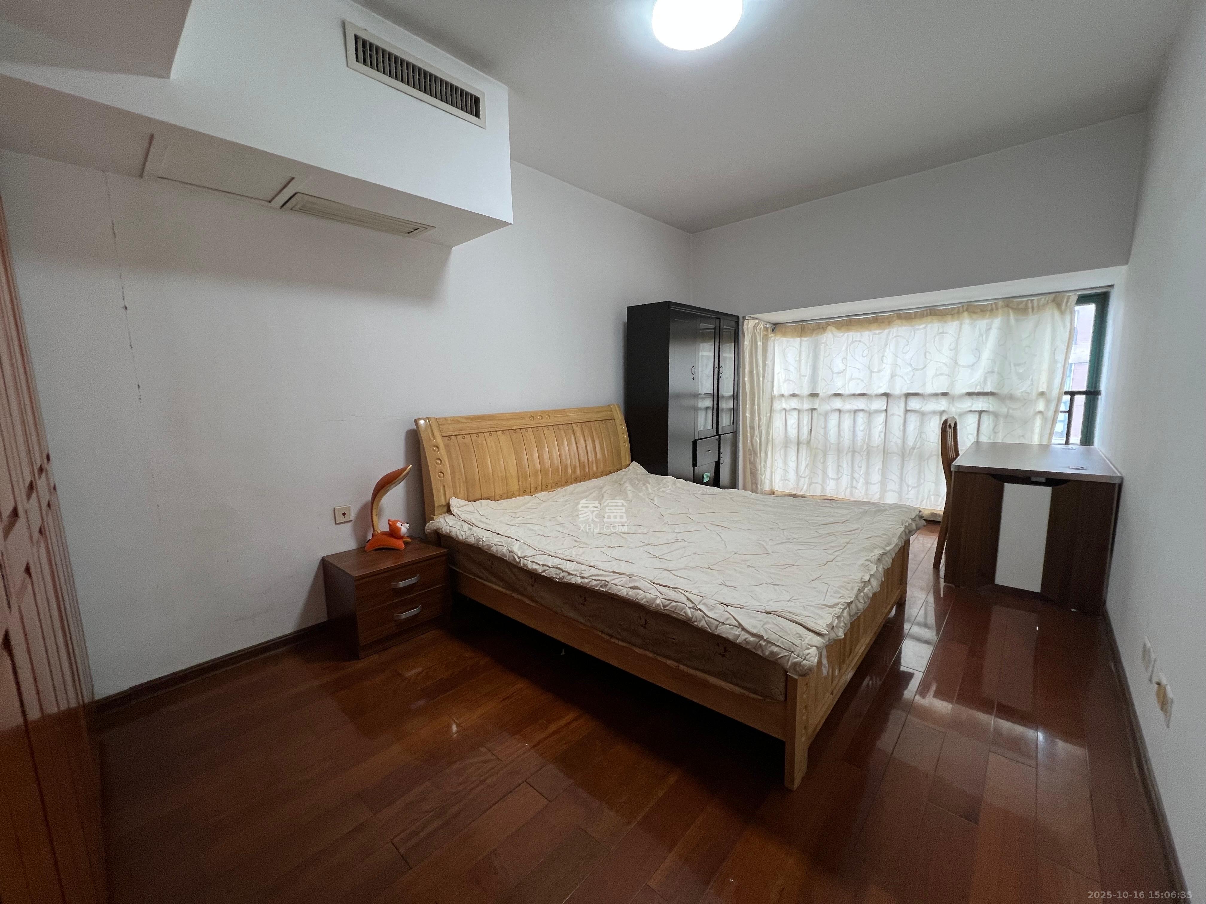 东来苑  2室2厅1卫    2200.0元/月室内图