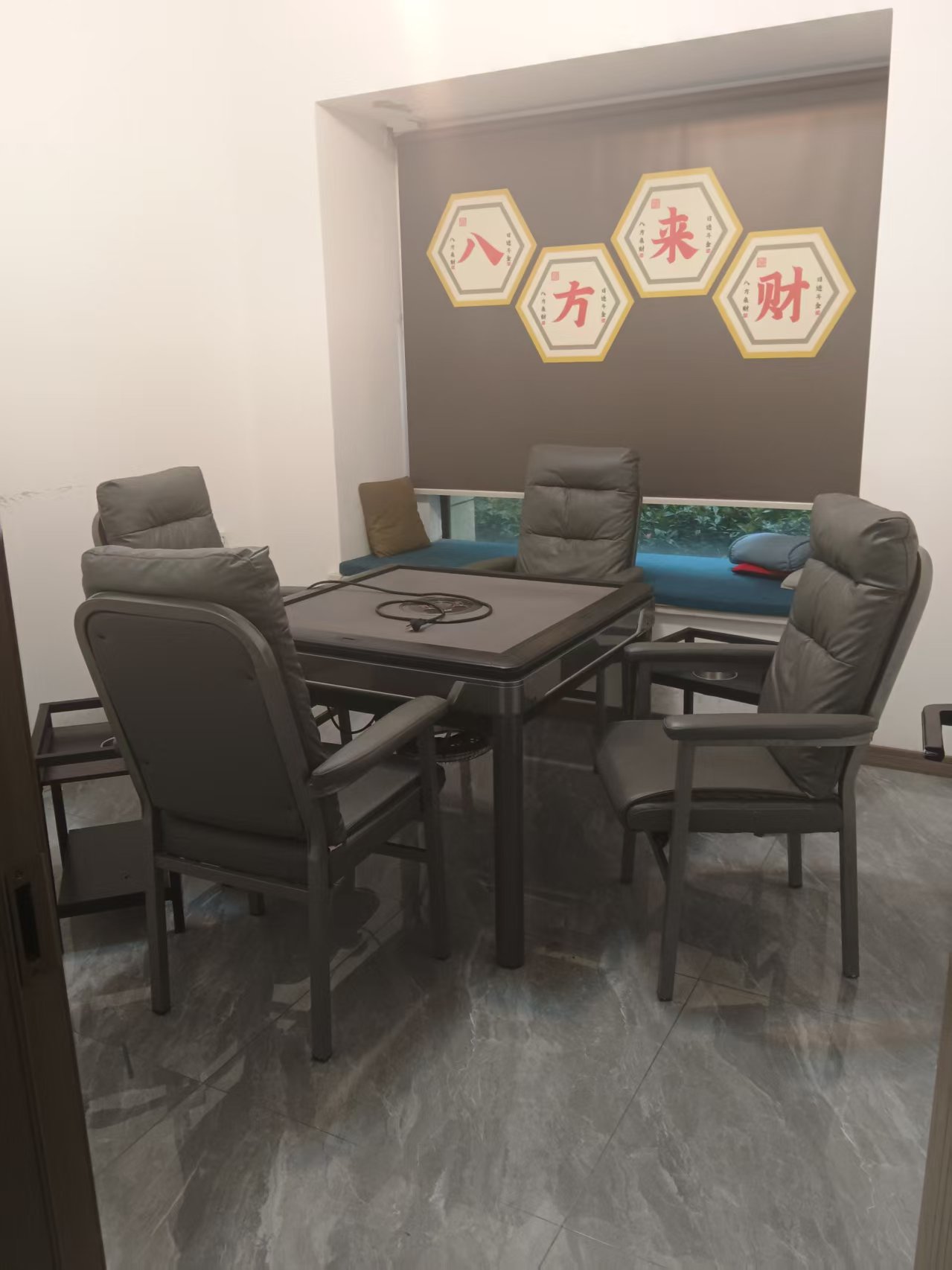 荣盛碧桂园铂悦府  4室2厅2卫    2800.0元/月室内图