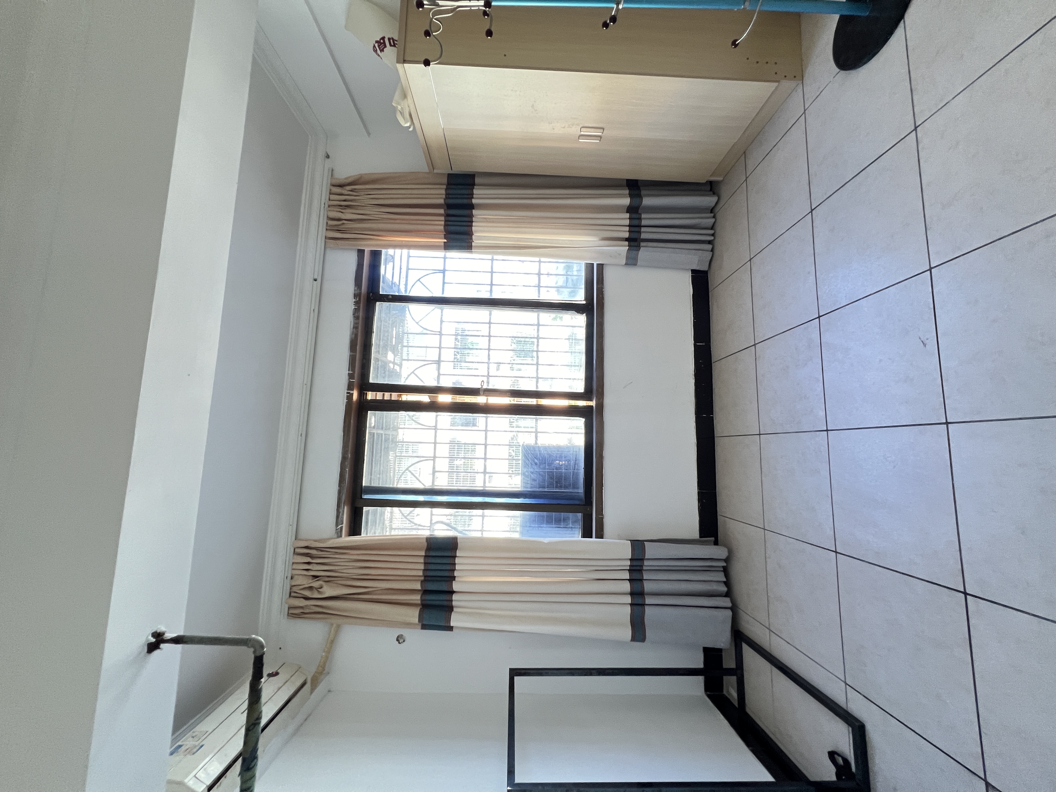 飞龙公寓  1室0厅1卫    1200.0元/月 飞龙公寓  1室0厅1卫    1200.0元/月室内图