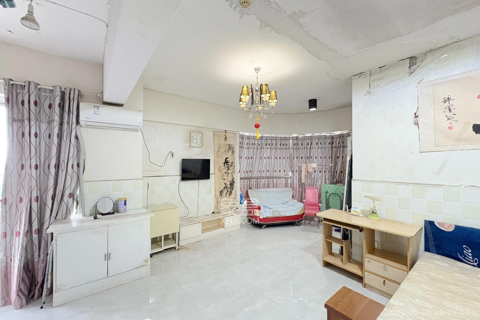 锦华时代  1室1厅1卫    36.8万 锦华时代  1室1厅1卫    36.8万卧室