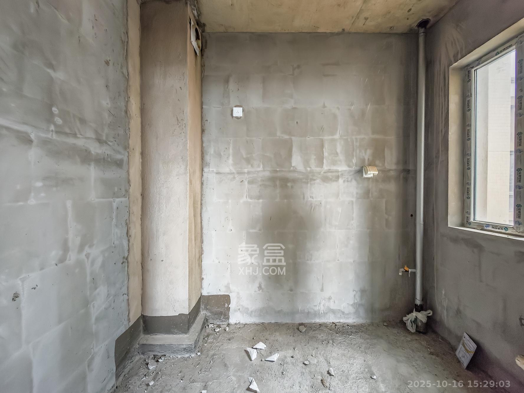 福晟钱隆国际(晟冉景苑) 3室2厅2卫 93.0万 福晟钱隆国际(晟冉景苑) 3室2厅2卫 93.0万厨房