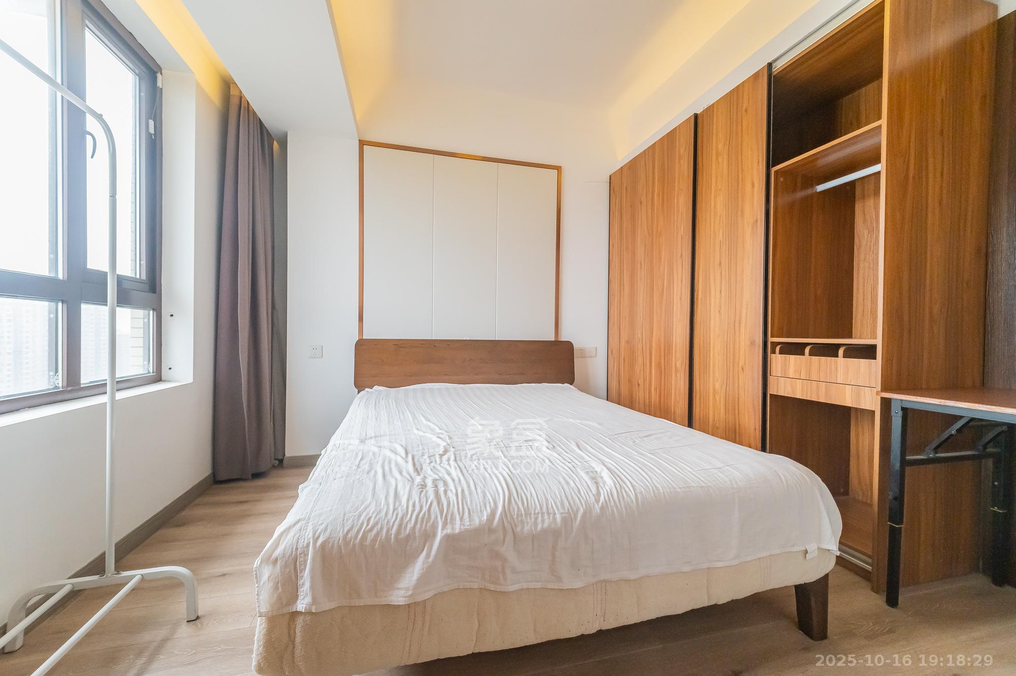 尚鑫海悦（新长海尚海城）  3室2厅1卫    75.0万卧室