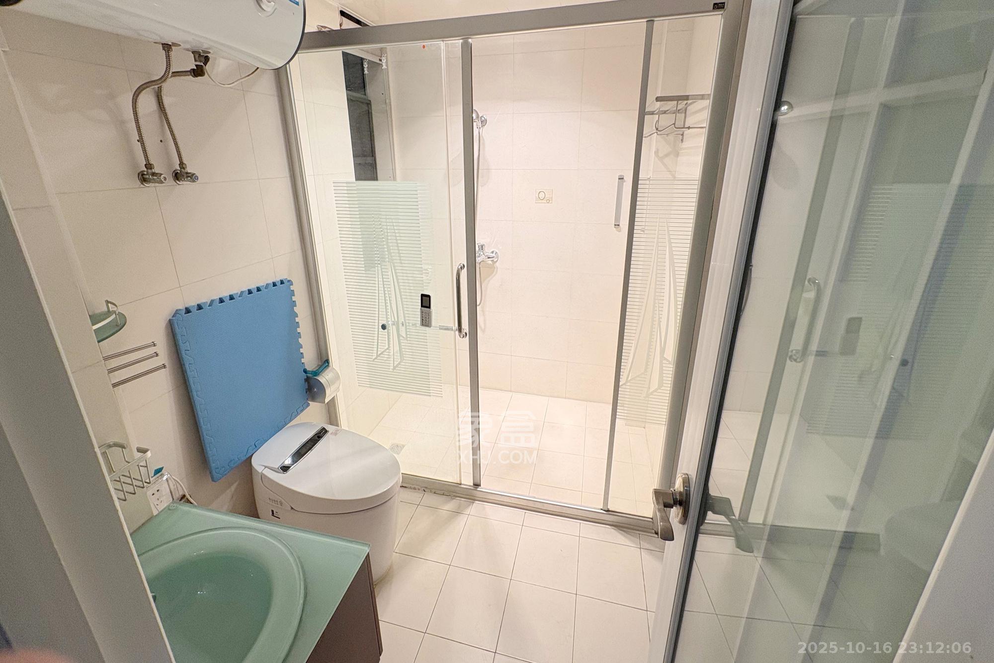 梦泽园  3室2厅2卫    188.0万卫生间