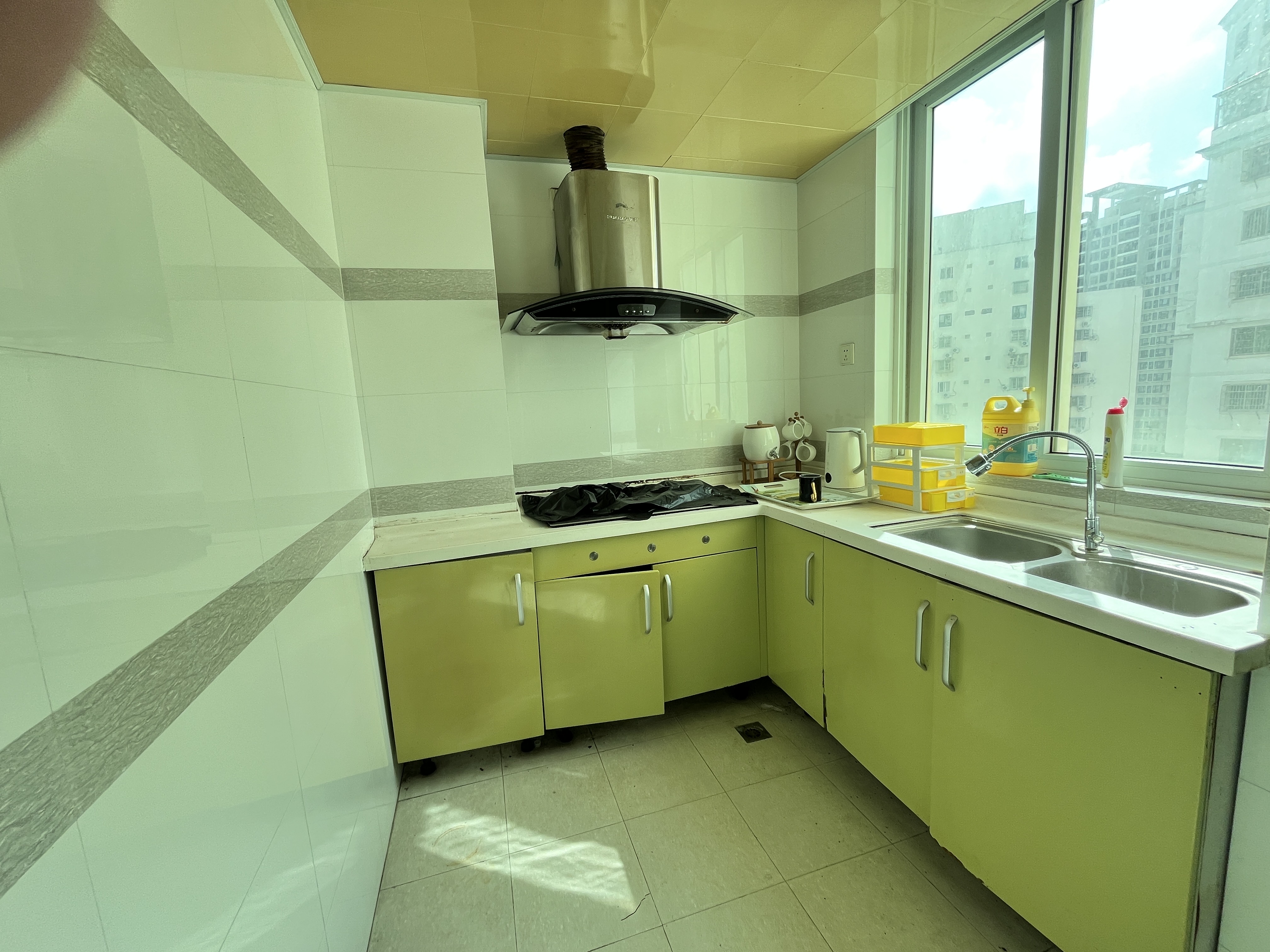 华宝雅苑  2室1厅1卫    2200.0元/月