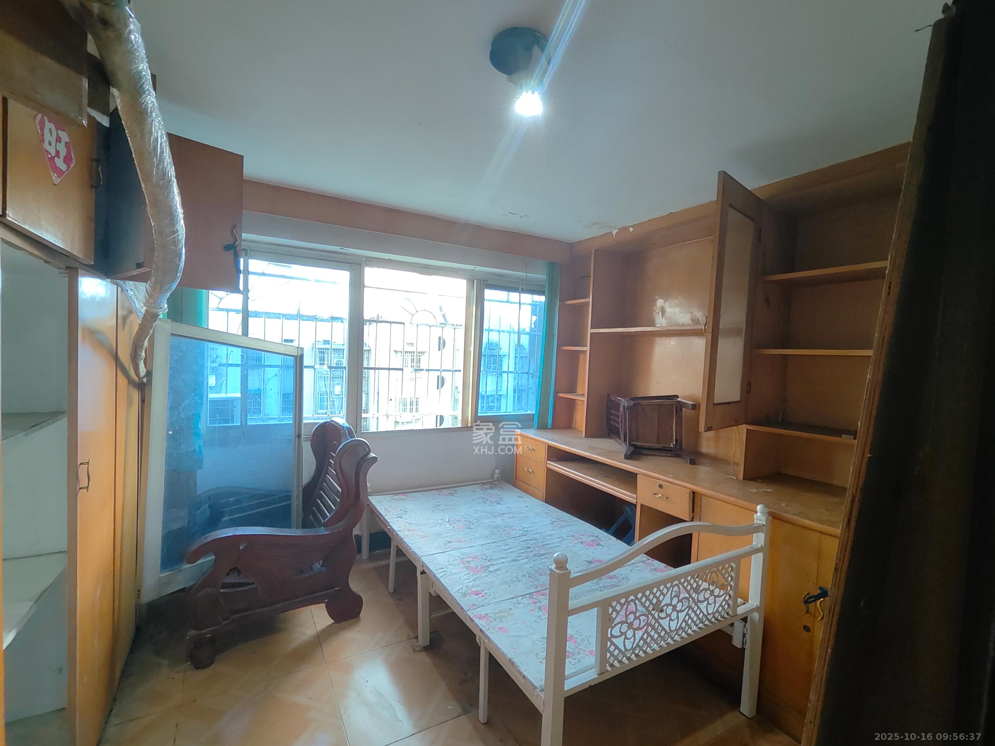 英才园一片  4室2厅1卫    3000.0元/月 英才园一片  4室2厅1卫    3000.0元/月室内图