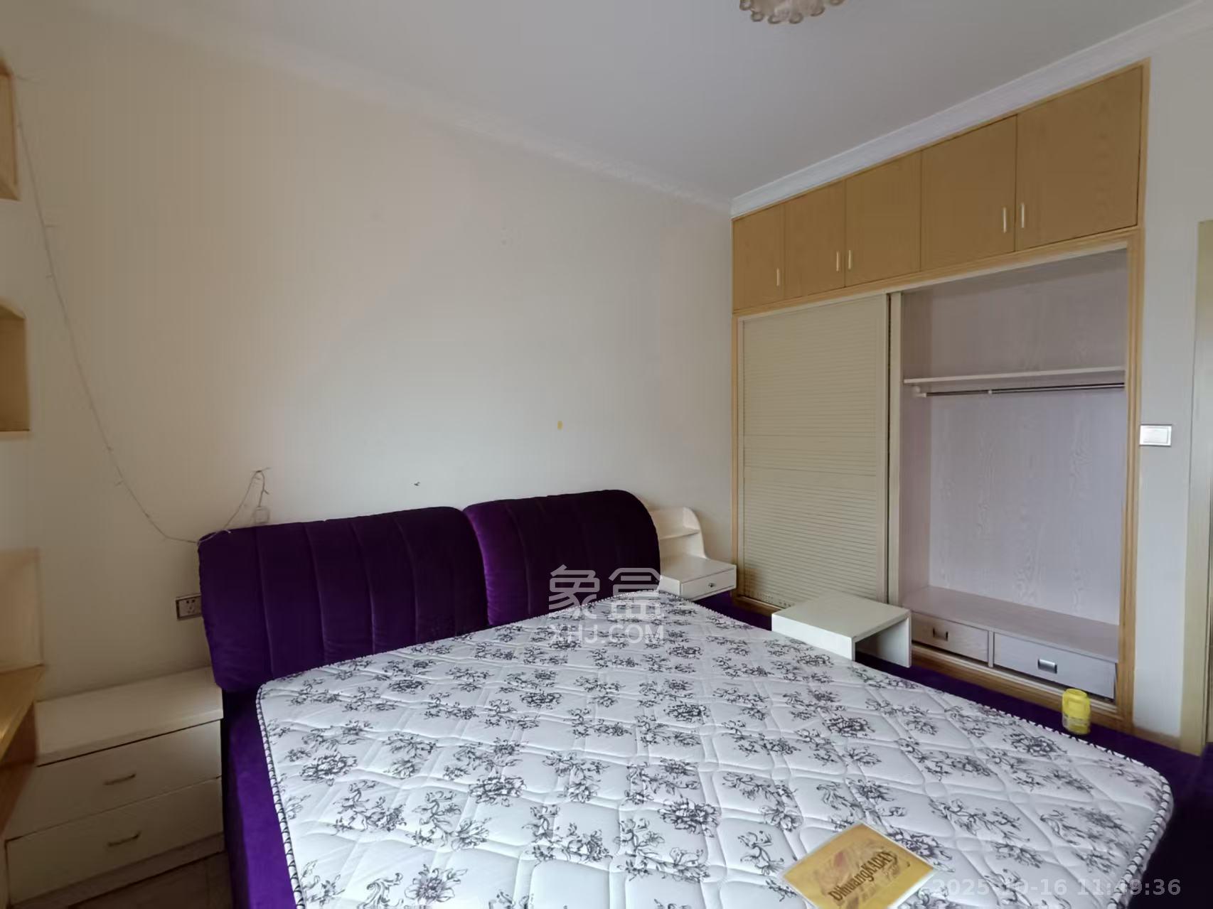 卓越麓山别墅（麓山峰境产权麓山花苑）  3室2厅1卫    1400.0元/月室内图