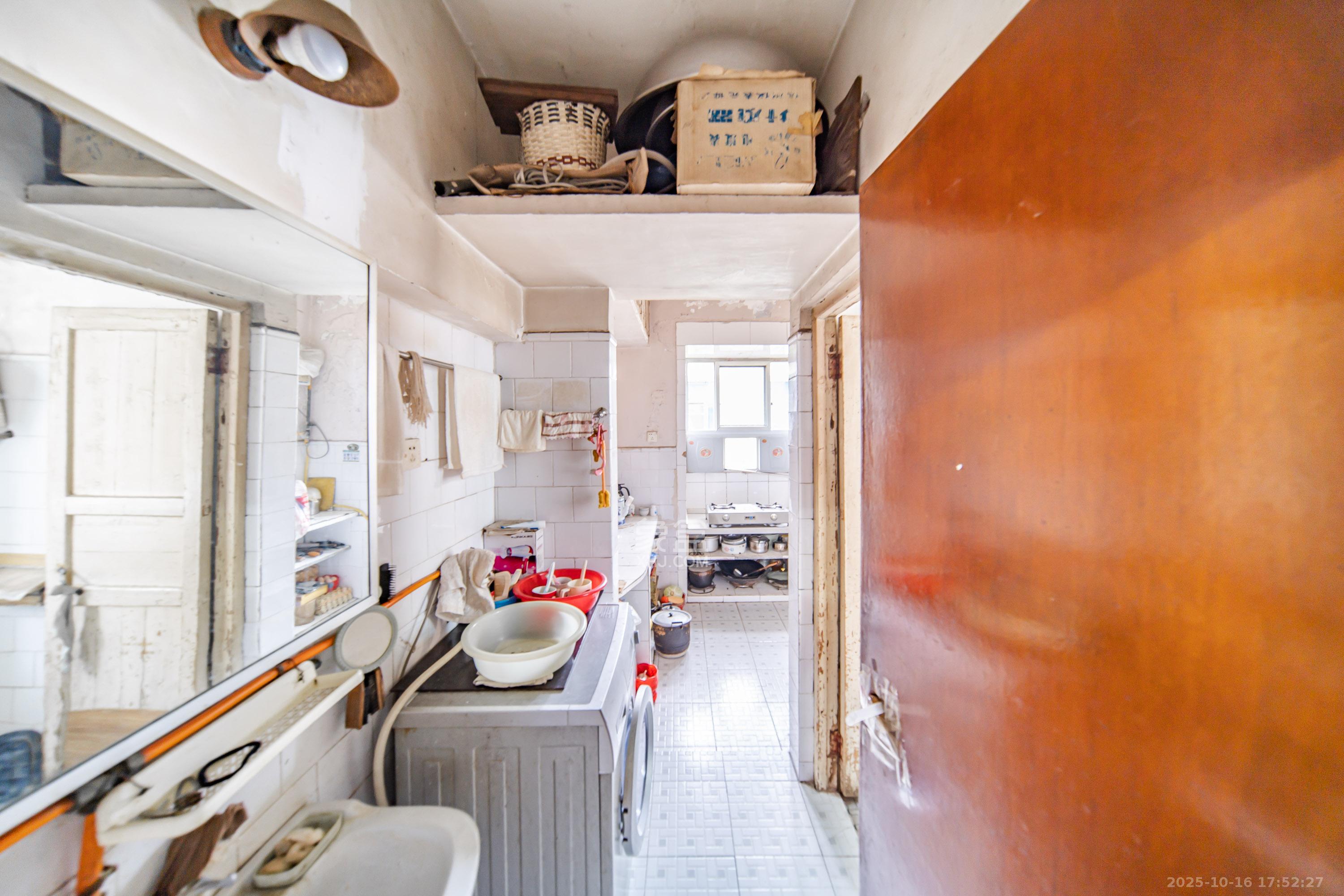 电表厂宿舍(新民路)  3室1厅1卫    80.0万 电表厂宿舍(新民路)  3室1厅1卫    80.0万其他