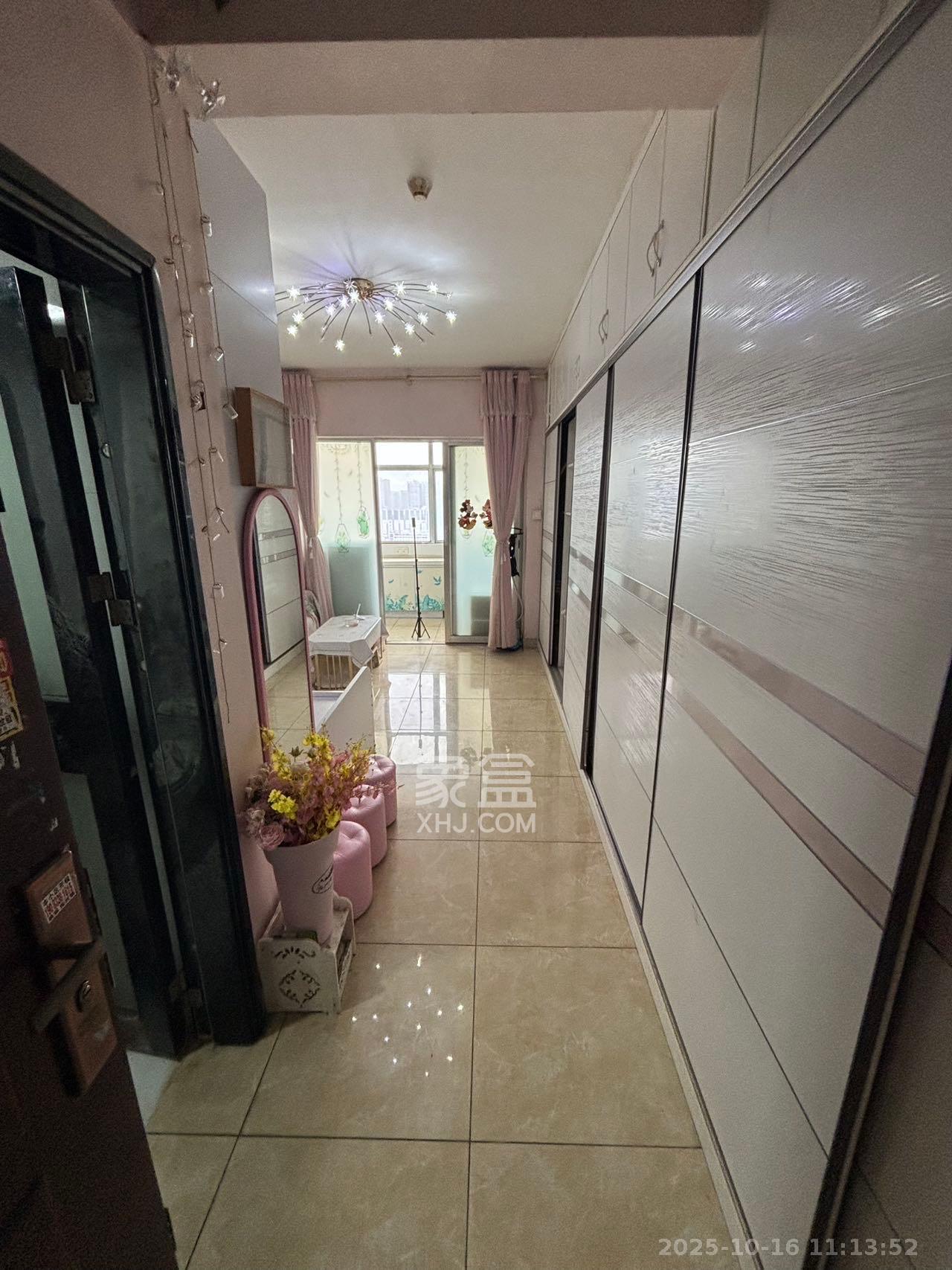 观湖公寓 1室1厅1卫 1500.0元/月 观湖公寓 1室1厅1卫 1500.0元/月室内图