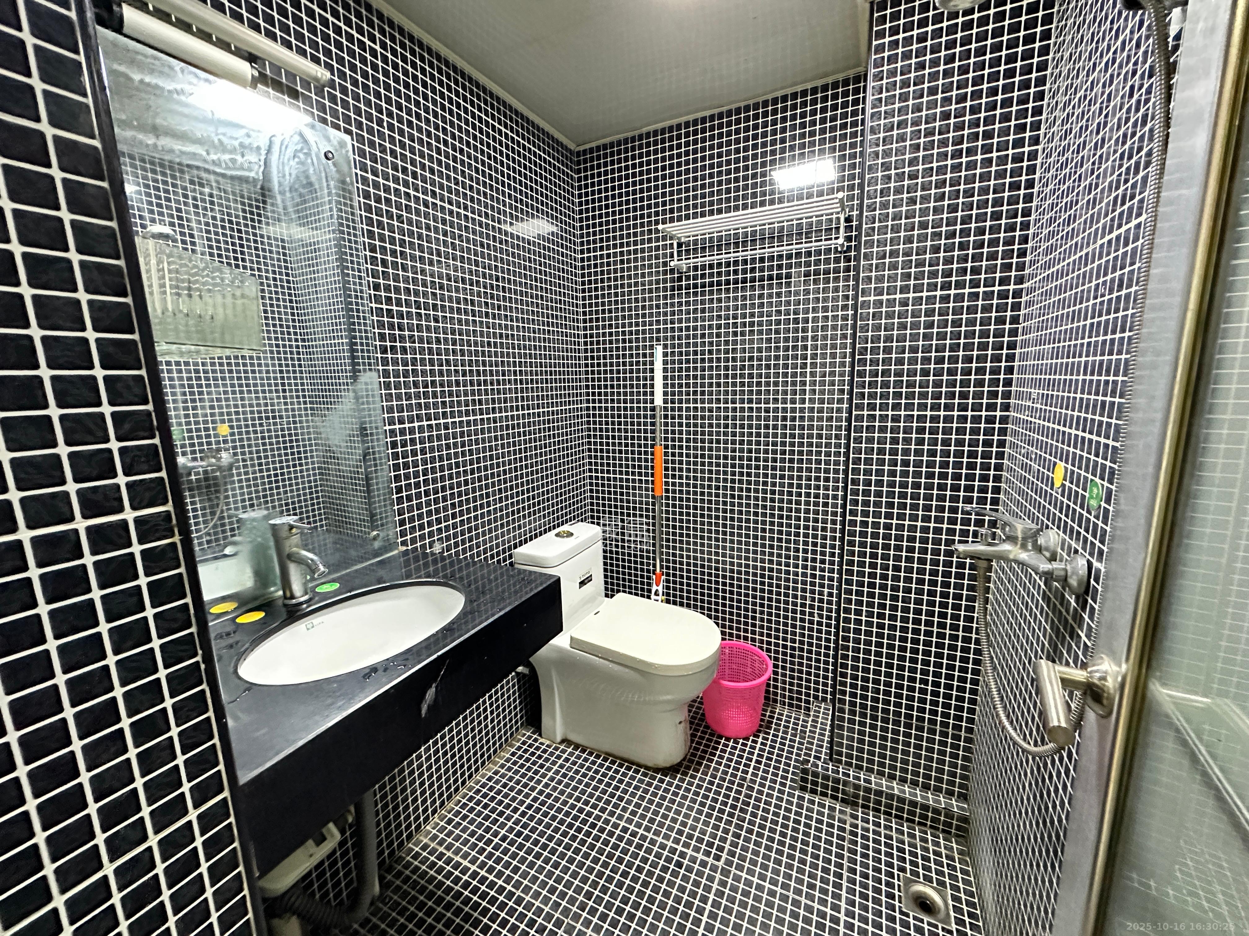 汇达国际公馆(汇达大厦) 1室1厅1卫 1500.0元/月 汇达国际公馆(汇达大厦) 1室1厅1卫 1500.0元/月室内图