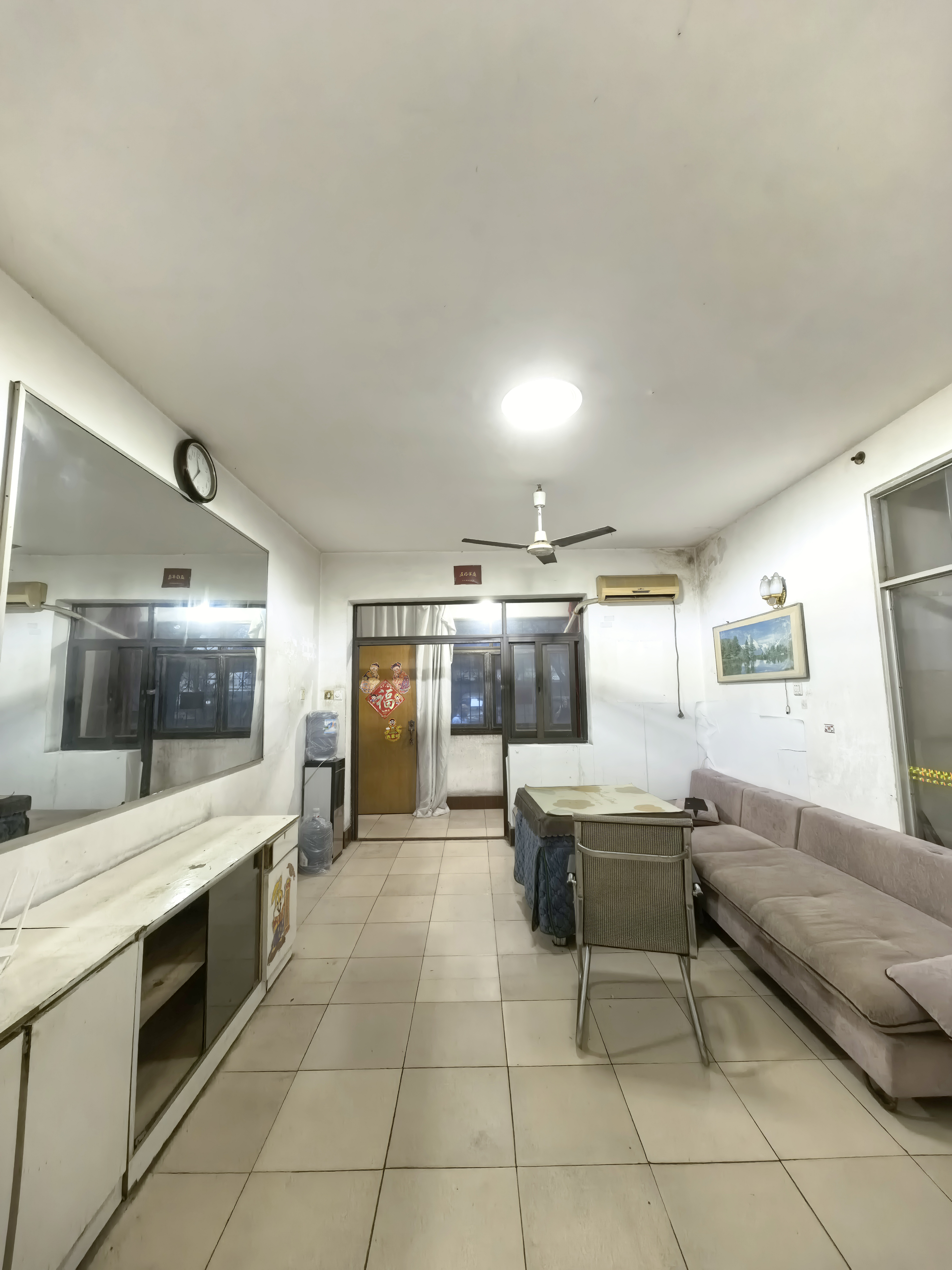 市粮食和物资储备局宿舍(市粮食局家属区和市粮食局小区) 3室2厅1卫 38.8万 市粮食和物资储备局宿舍(市粮食局家属区和市粮食局小区) 3室2厅1卫 38.8万客厅