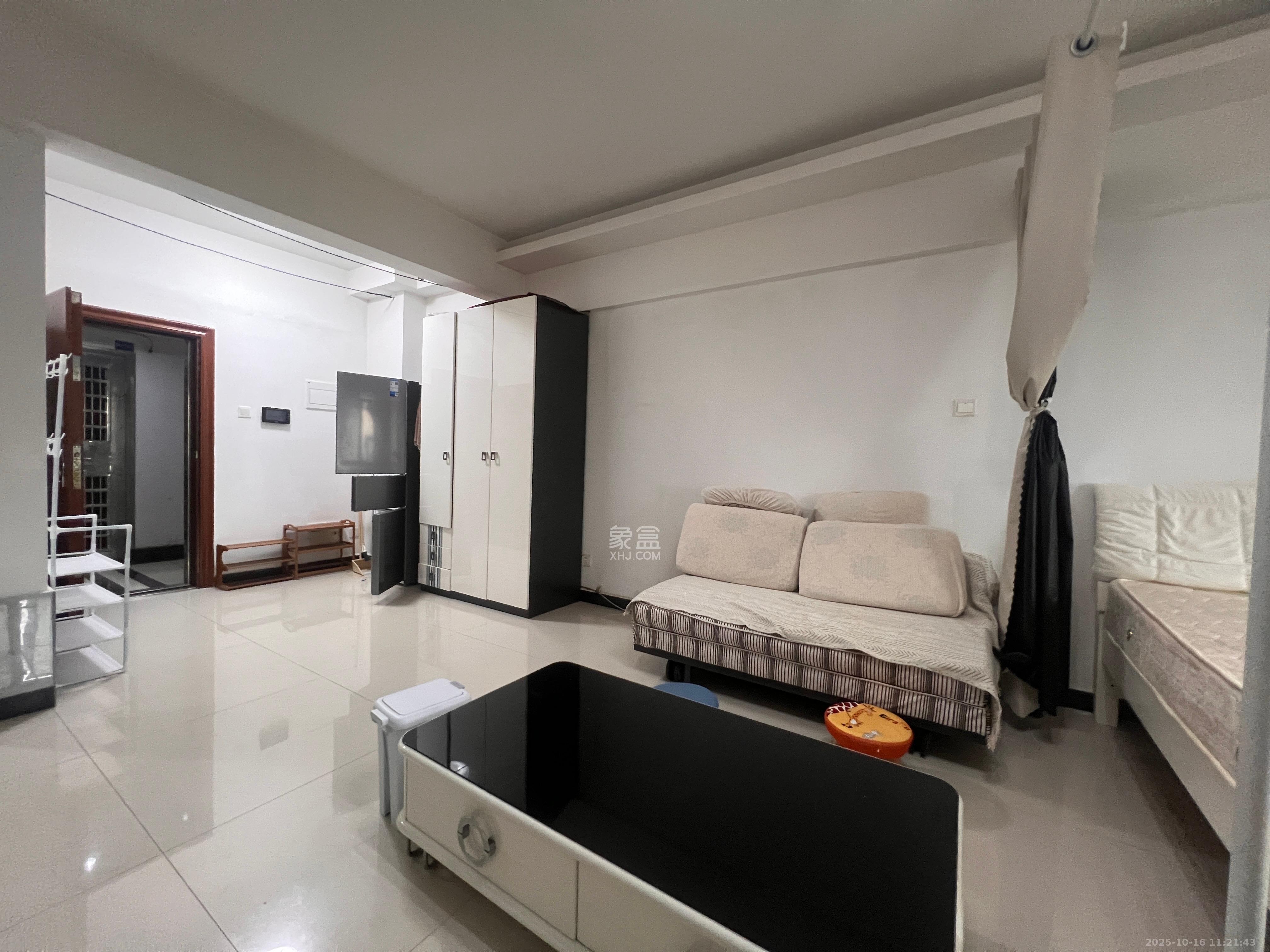 万博汇 1室1厅1卫 1600.0元/月 万博汇 1室1厅1卫 1600.0元/月室内图