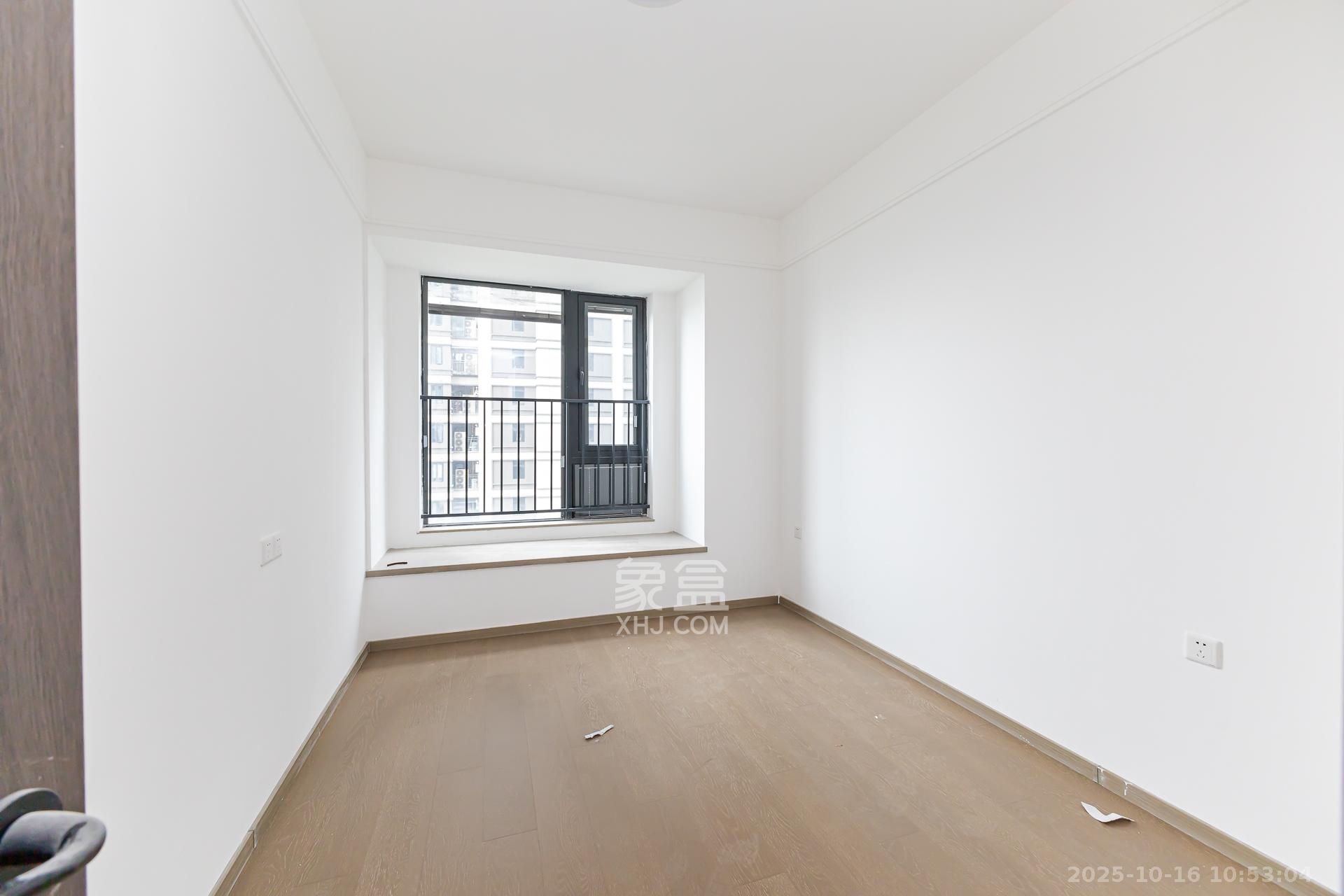 越秀湘江星汇城三期 4室2厅2卫 320.0万 越秀湘江星汇城三期 4室2厅2卫 320.0万卧室