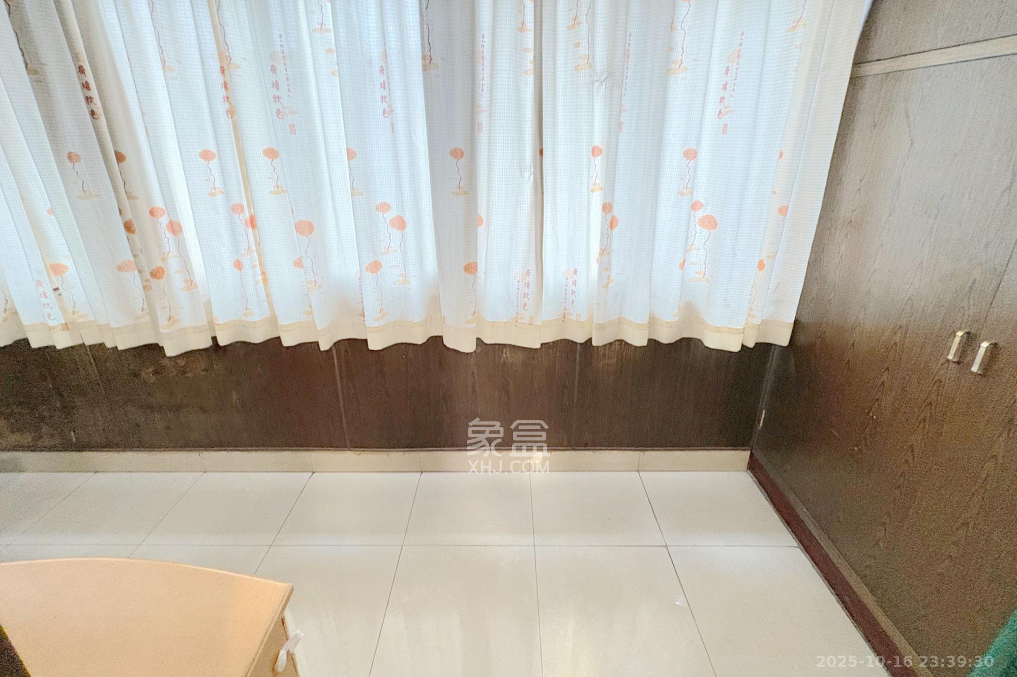 职院街189号（原雨花区法院宿舍（职院街法院宿舍）  2室2厅1卫    48.8万阳台