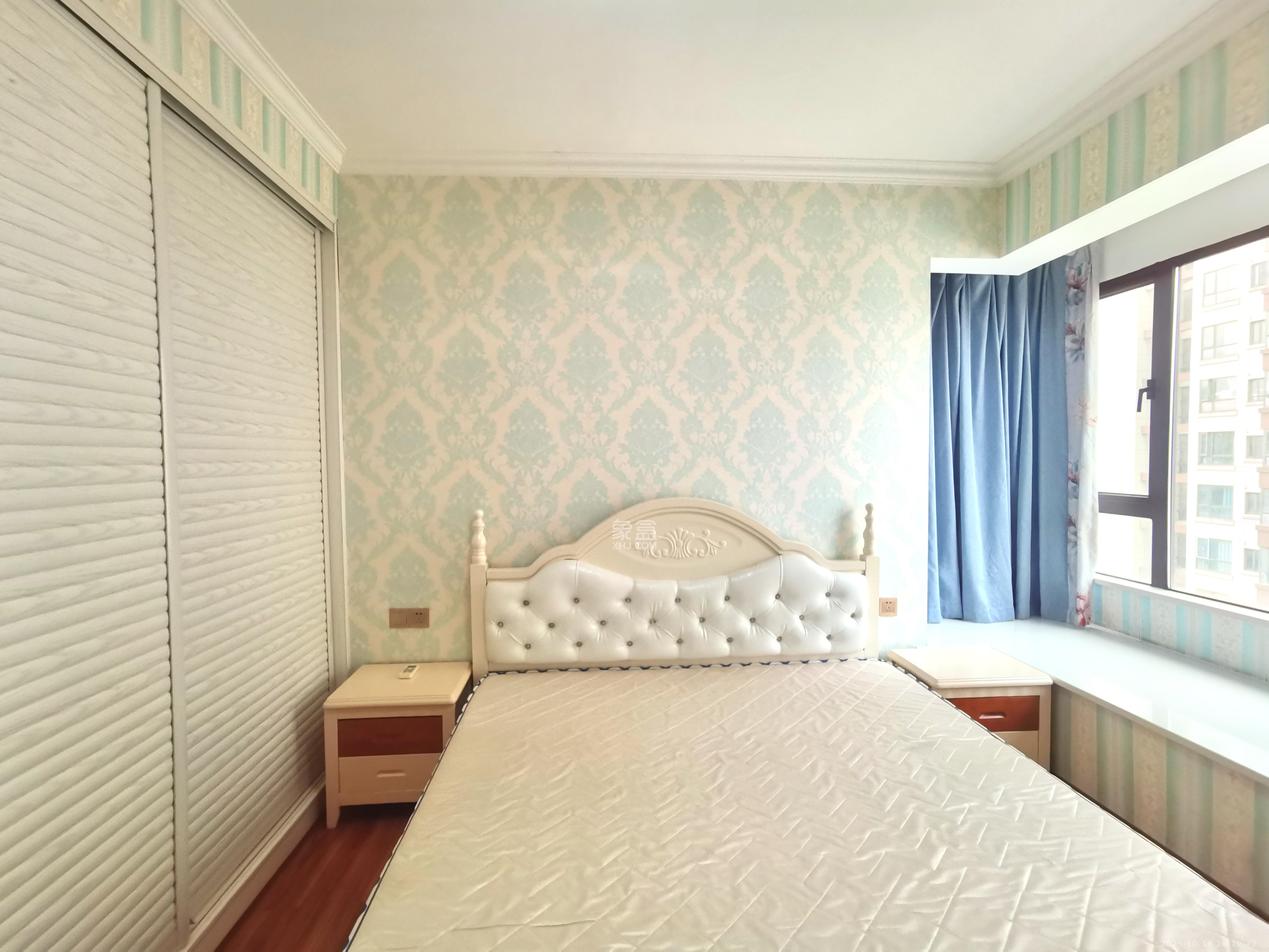 山语城三期 3室2厅1卫 2000.0元/月 山语城三期 3室2厅1卫 2000.0元/月室内图