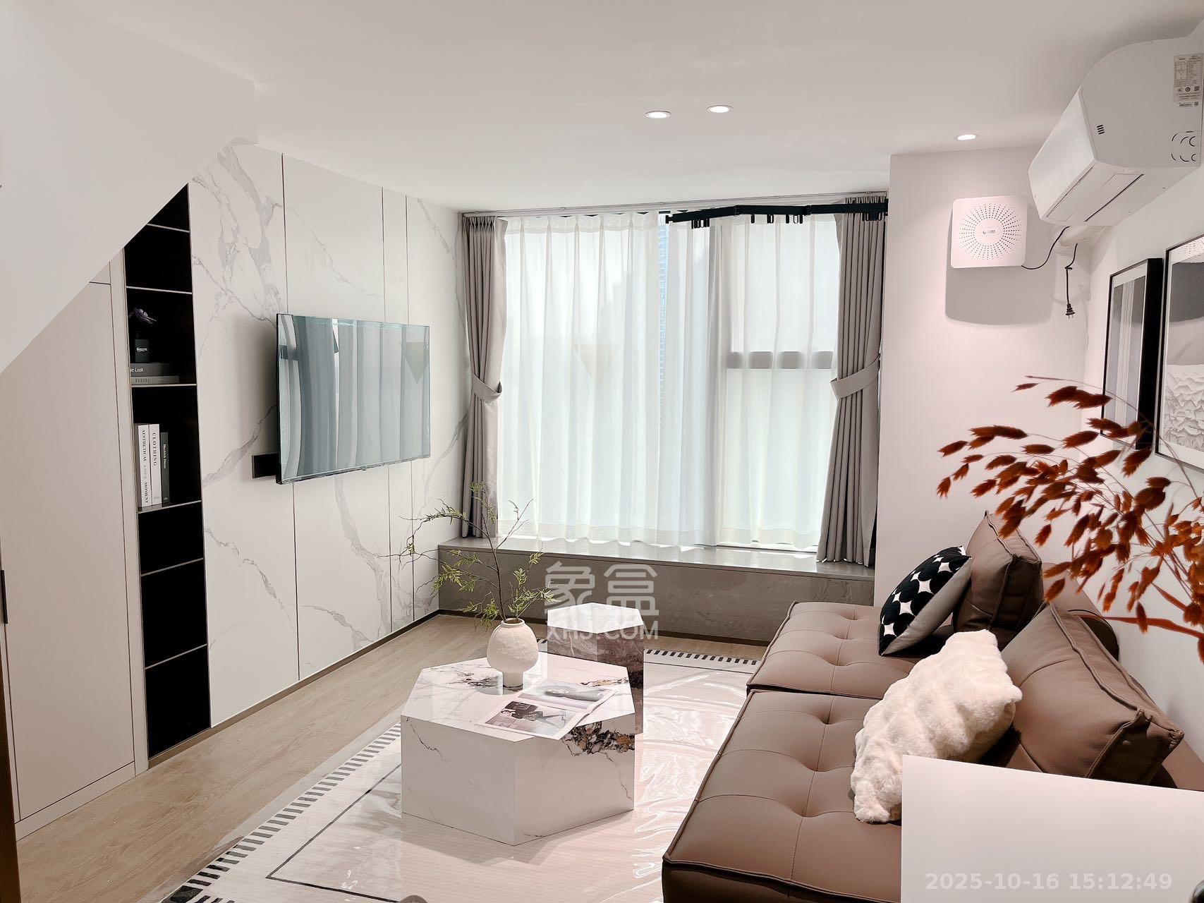 长沙五矿广场 1室0厅0卫 3400.0元/月 长沙五矿广场 1室0厅0卫 3400.0元/月室内图