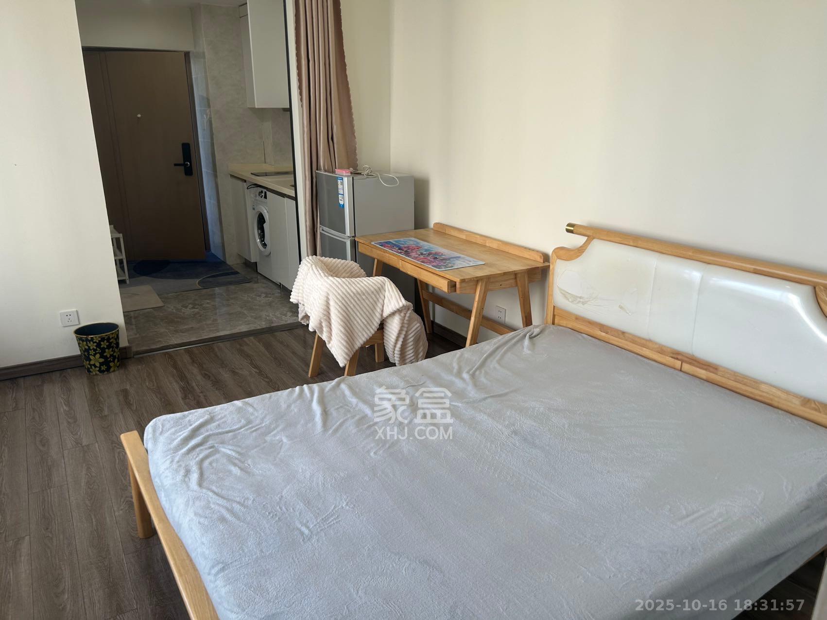 卓越浅水湾  1室0厅0卫    1500.0元/月 卓越浅水湾  1室0厅0卫    1500.0元/月室内图