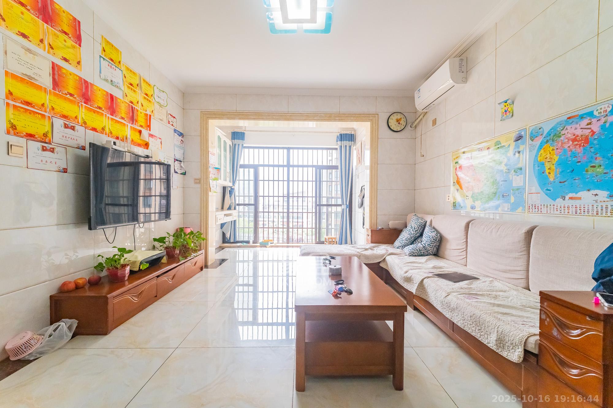 国泰九龙湾  3室2厅1卫    78.8万