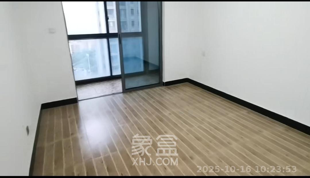 八方小区C区  3室2厅2卫    3500.0元/月 八方小区C区  3室2厅2卫    3500.0元/月室内图