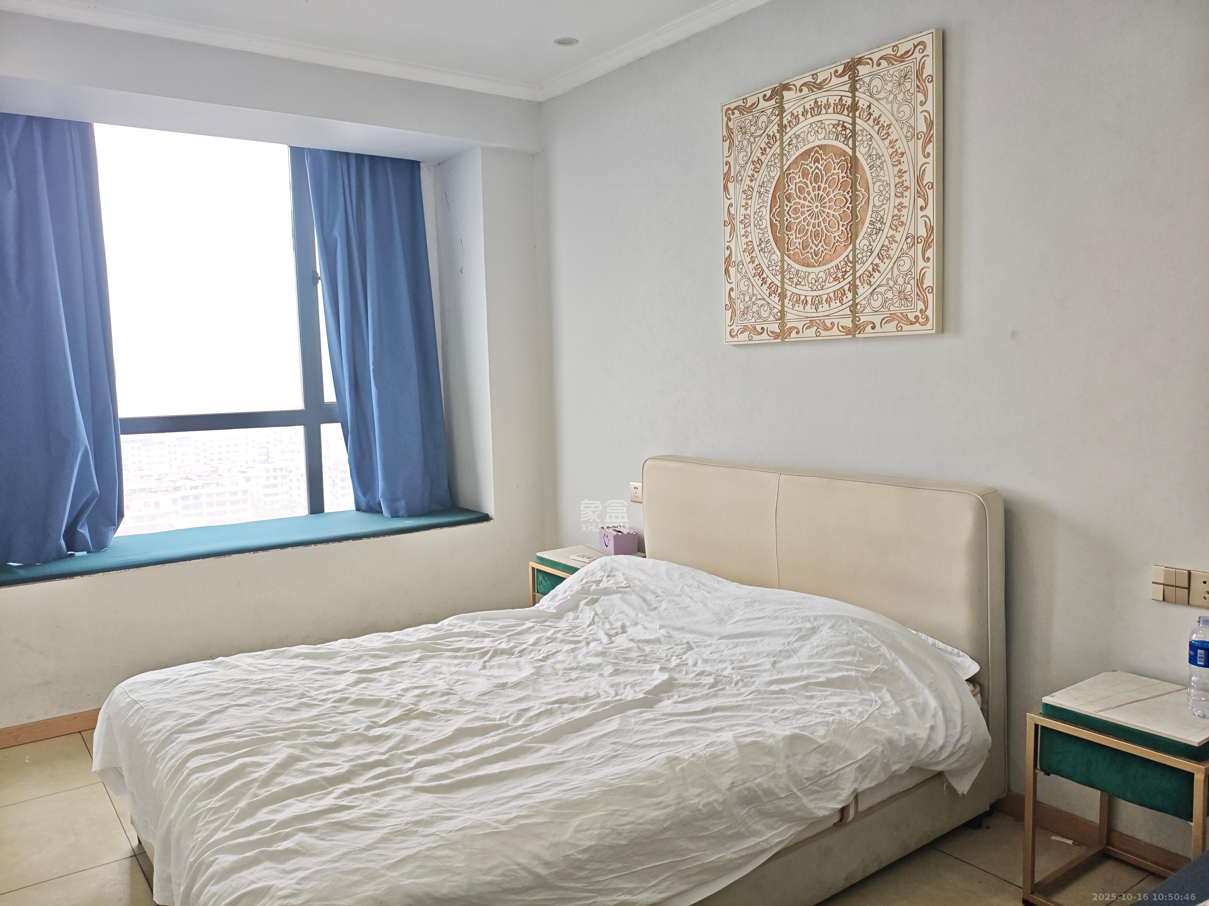 洋湖时代  1室1厅1卫    800.0元/月 洋湖时代  1室1厅1卫    800.0元/月