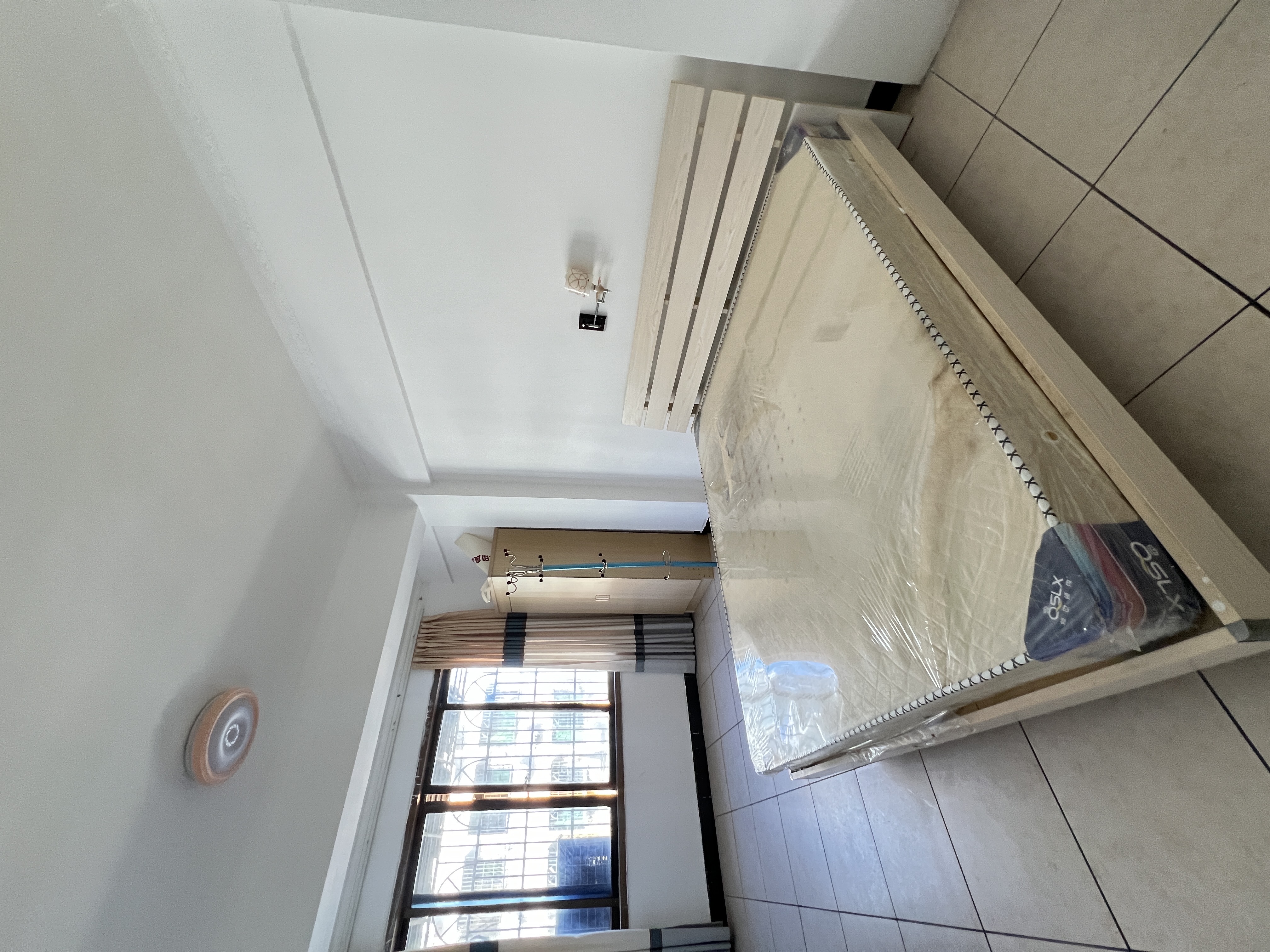 飞龙公寓  1室0厅1卫    1200.0元/月 飞龙公寓  1室0厅1卫    1200.0元/月室内图