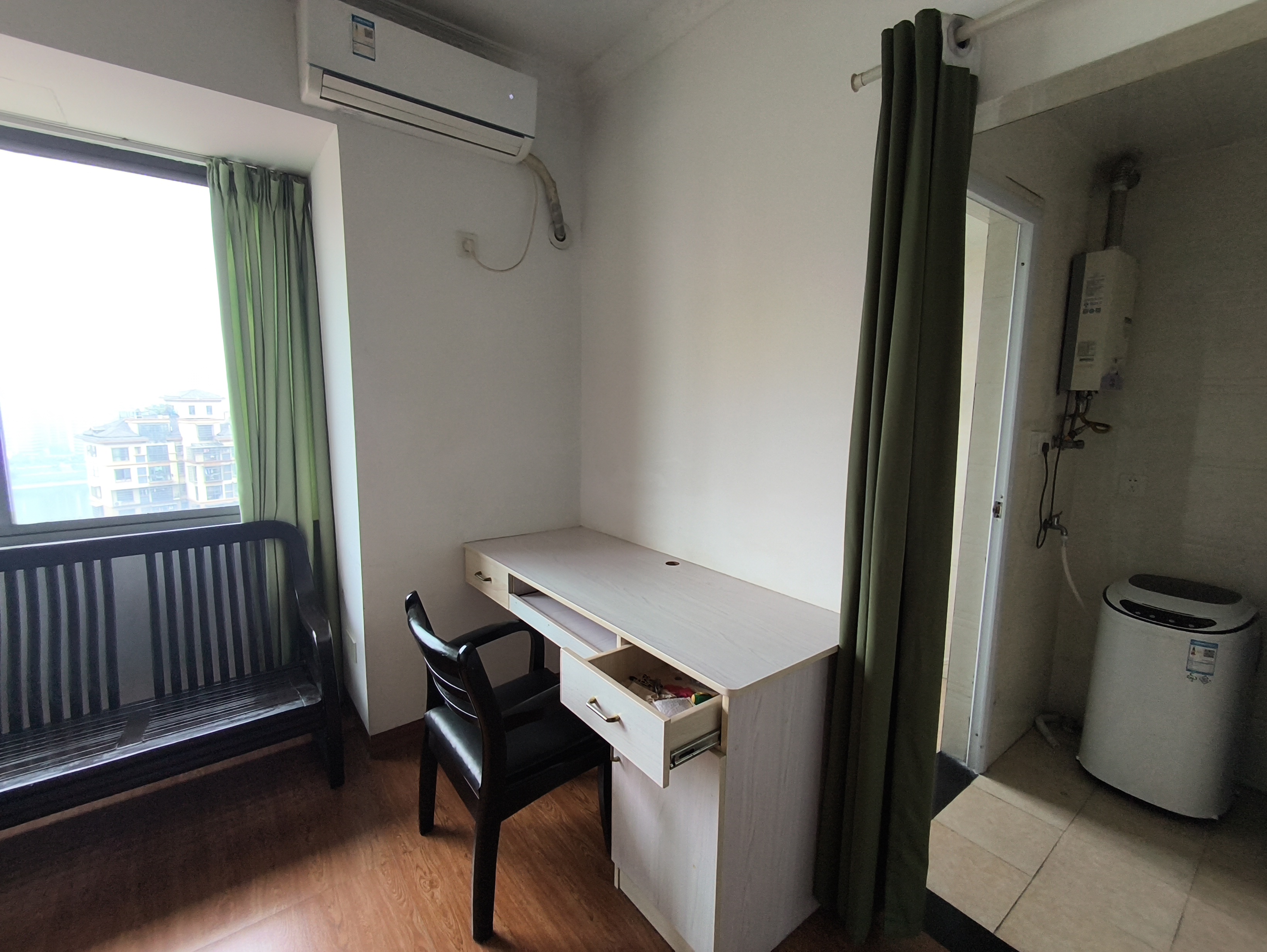 滨江花园  1室1厅1卫    800.0元/月室内图