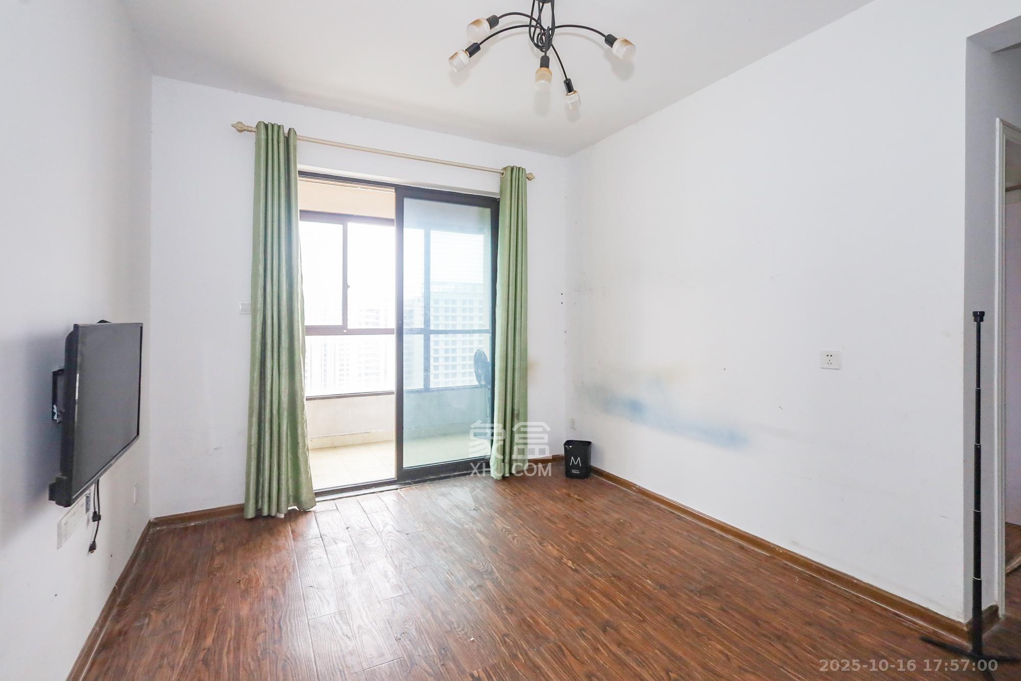 协信星澜汇  4室2厅2卫    110.0万