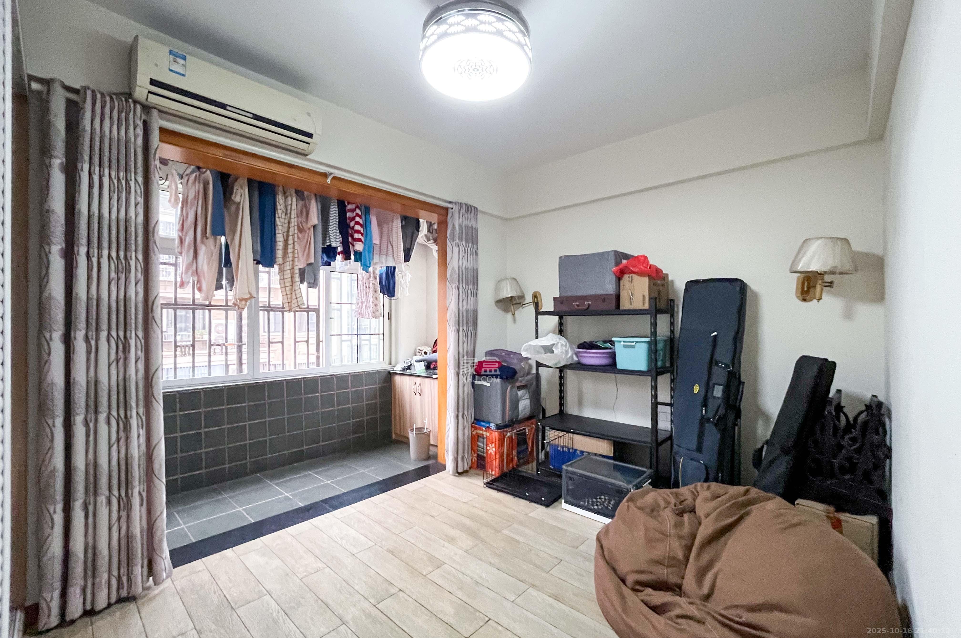 沁园春御院  4室2厅2卫    208.0万其他