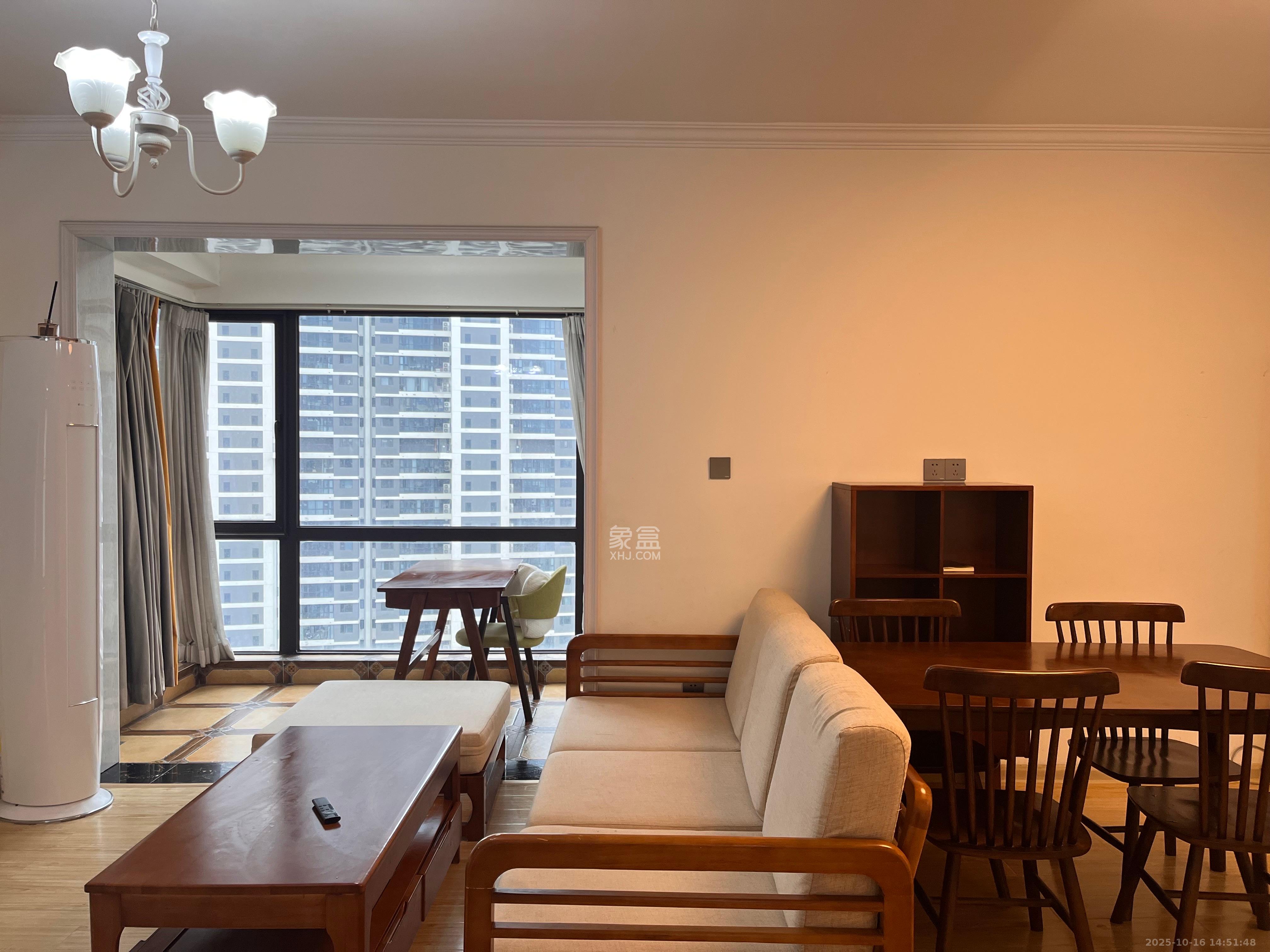 保利西海岸B区  3室2厅1卫    2800.0元/月 保利西海岸B区  3室2厅1卫    2800.0元/月室内图