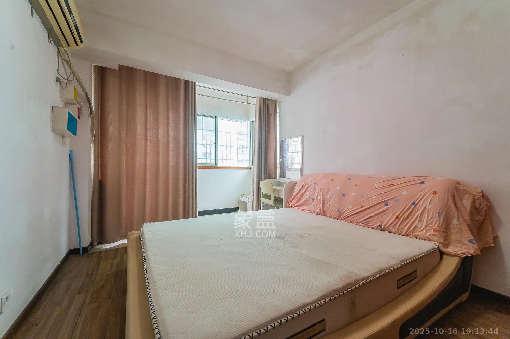 茶叶大市场“山水茗园”  2室1厅1卫    31.0万 茶叶大市场“山水茗园”  2室1厅1卫    31.0万卧室