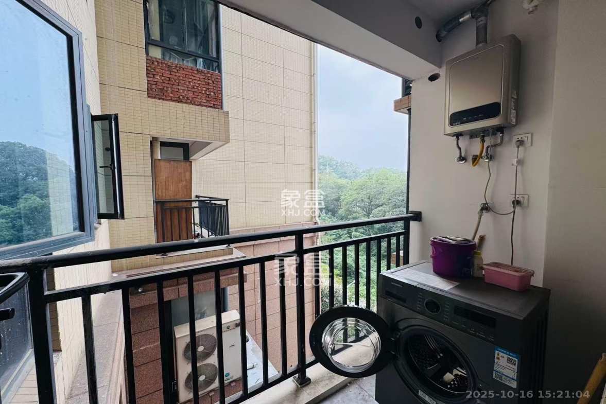 金域南外滩(望江佳园)  4室2厅2卫    5500.0元/月 金域南外滩(望江佳园)  4室2厅2卫    5500.0元/月室内图