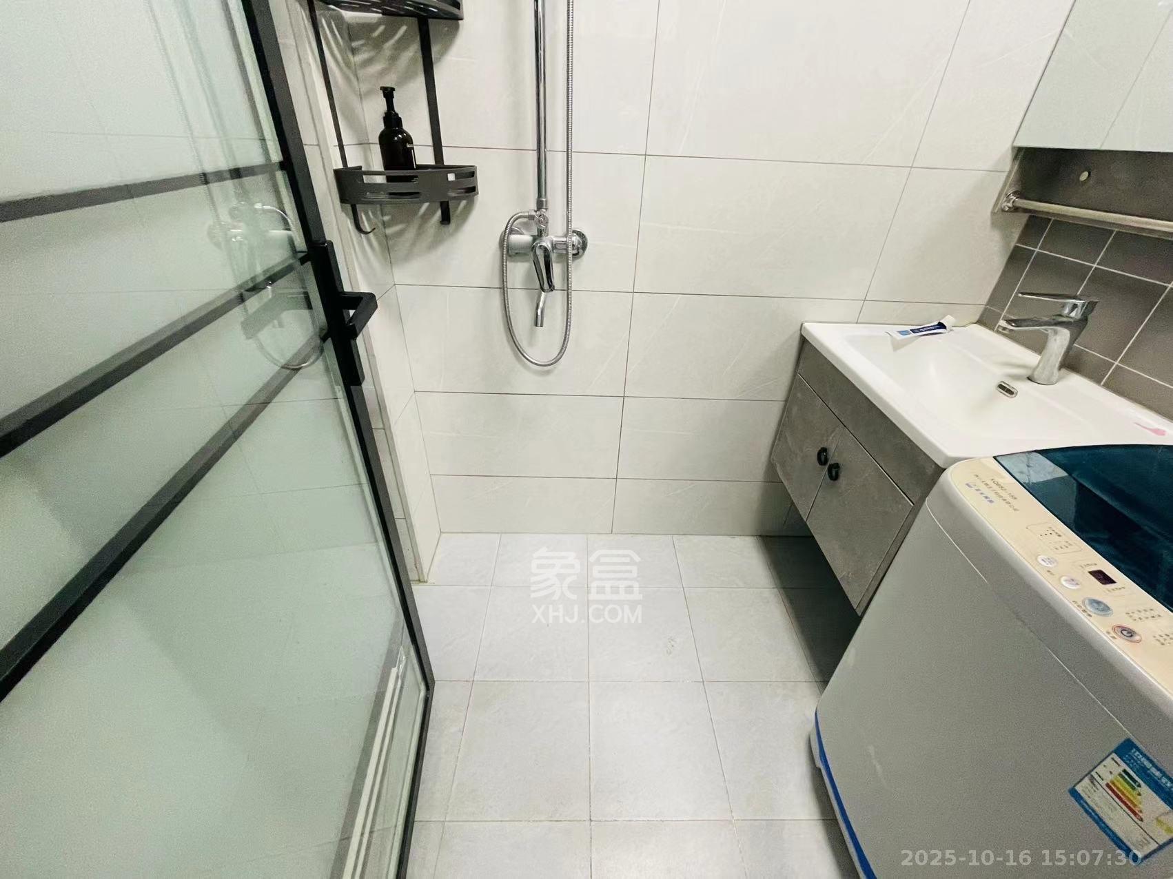 保利麓谷林语I区 1室1厅1卫 1500.0元/月 保利麓谷林语I区 1室1厅1卫 1500.0元/月室内图