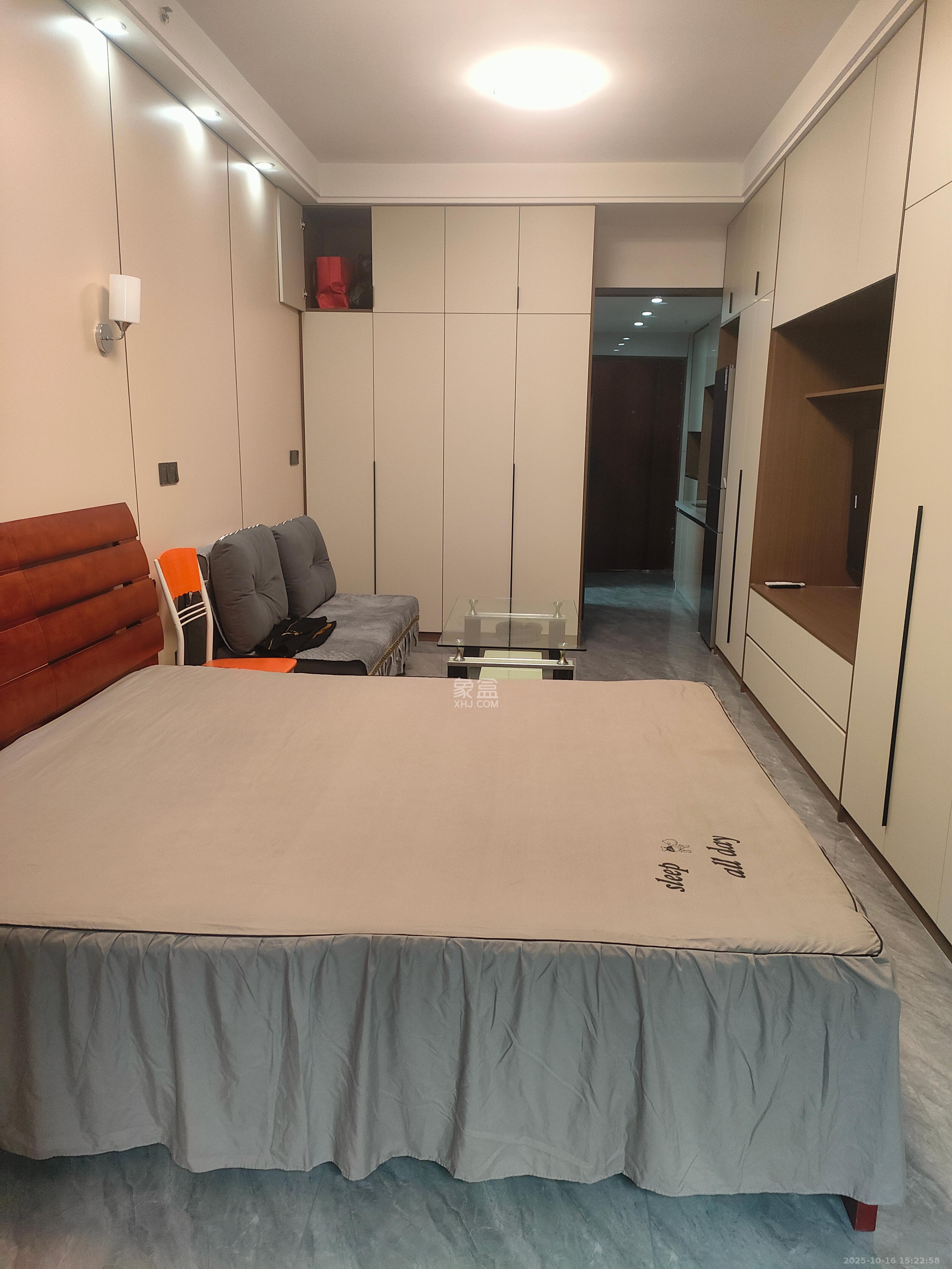 星沙算中心  1室1厅1卫    1600.0元/月 星沙算中心  1室1厅1卫    1600.0元/月室内图