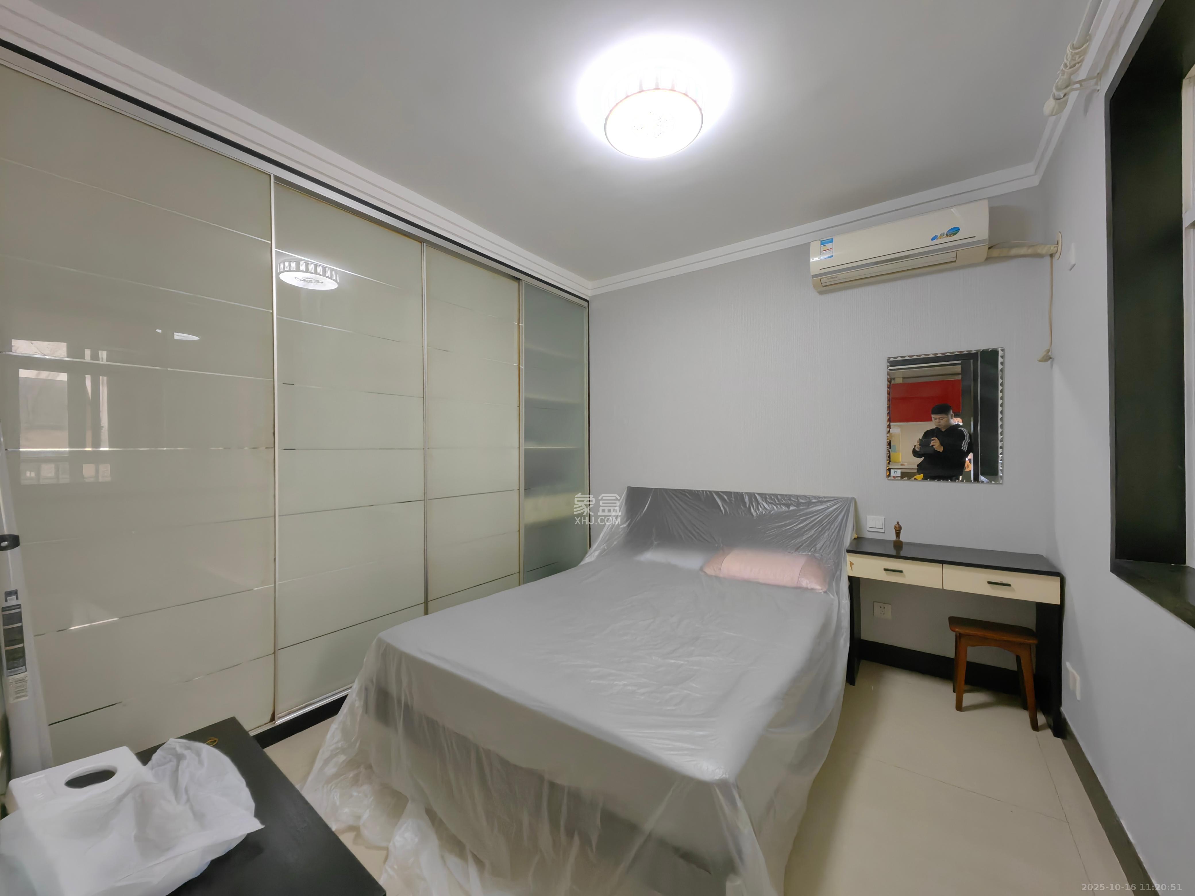 芙蓉公馆  1室1厅1卫    2500.0元/月室内图