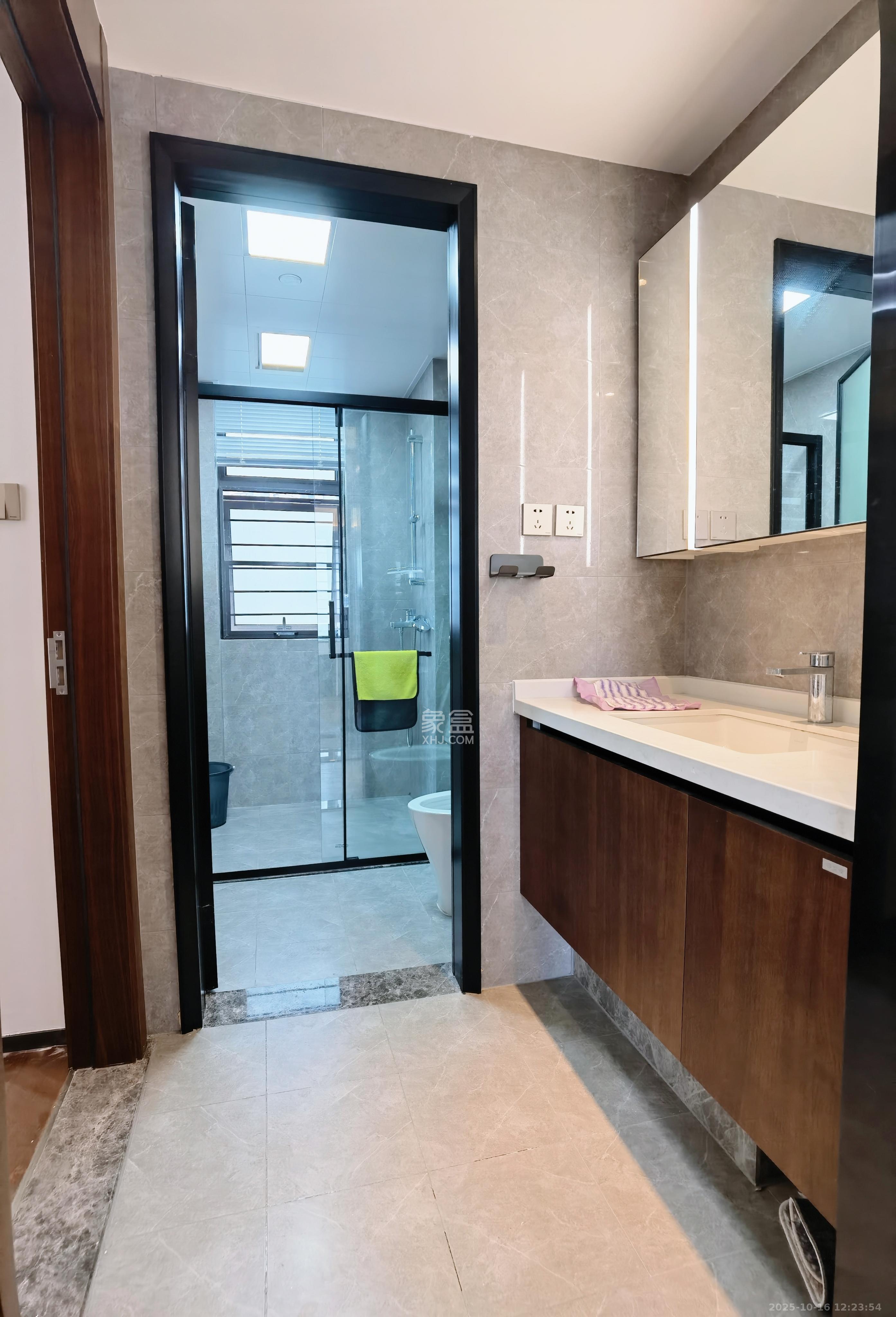 北辰瀚江府  4室2厅2卫    11800.0元/月室内图