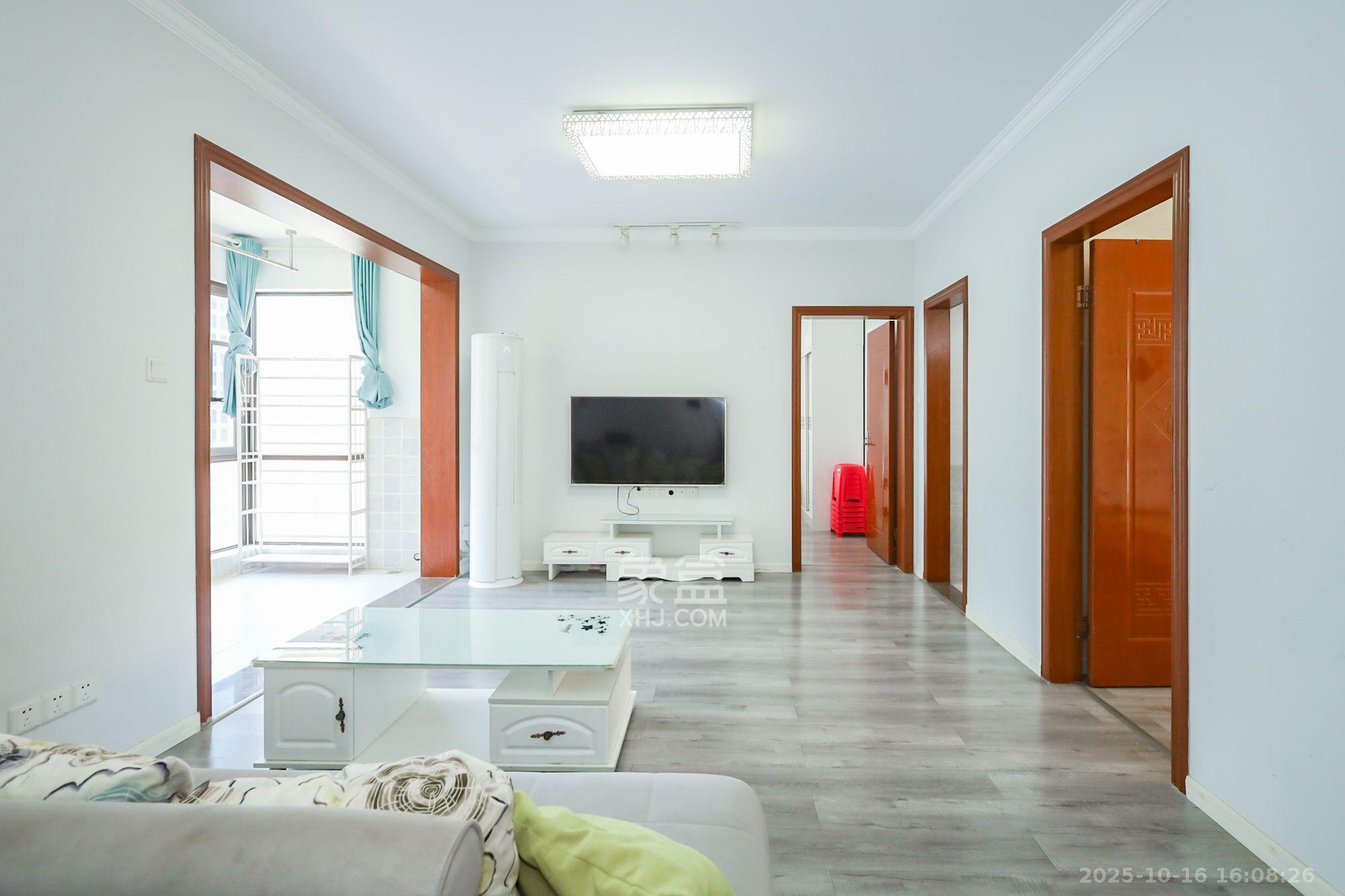 保利西海岸B区  3室2厅1卫    3100.0元/月室内图