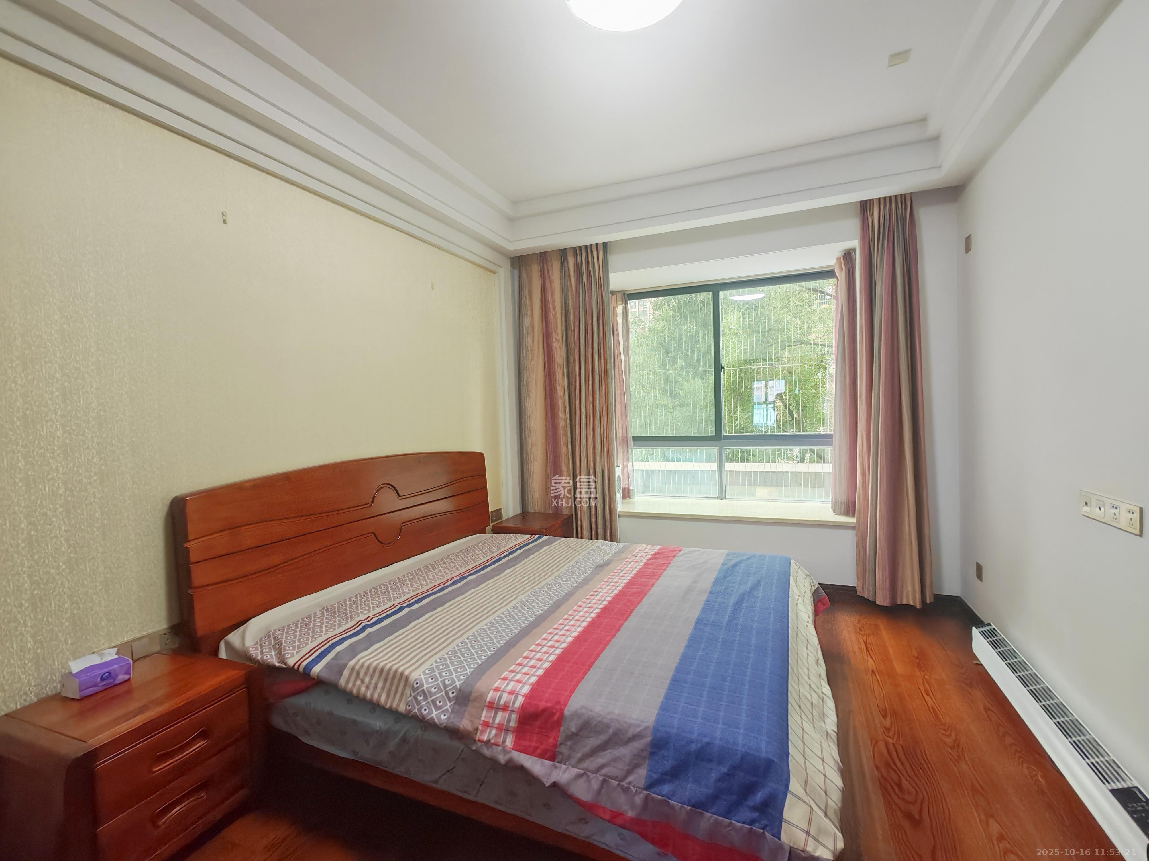 夏威夷碧水春城（碧桂园城市花园）  3室2厅2卫    3500.0元/月室内图