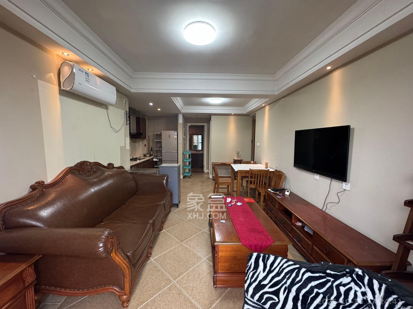 保利城(中航城国际社区、郡原美村)  2室1厅1卫    1800.0元/月 保利城(中航城国际社区、郡原美村)  2室1厅1卫    1800.0元/月室内图