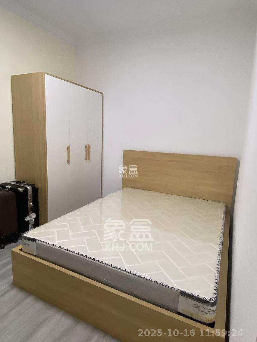 金地三千府(金地湖山樾、金地自在城)  2室1厅1卫    1600.0元/月 金地三千府(金地湖山樾、金地自在城)  2室1厅1卫    1600.0元/月室内图