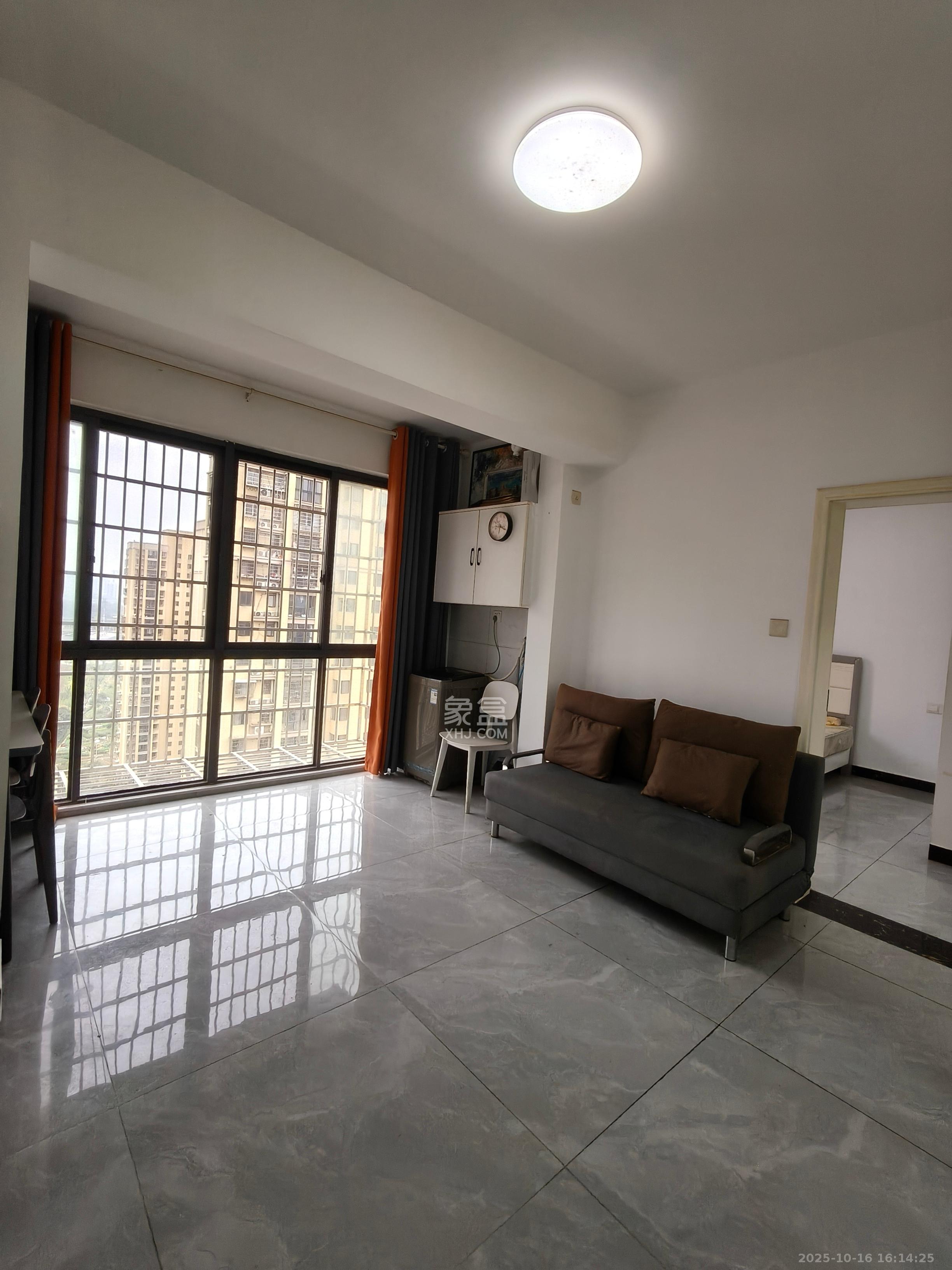 星城新宇川河苑  1室1厅1卫    1300.0元/月 星城新宇川河苑  1室1厅1卫    1300.0元/月室内图1