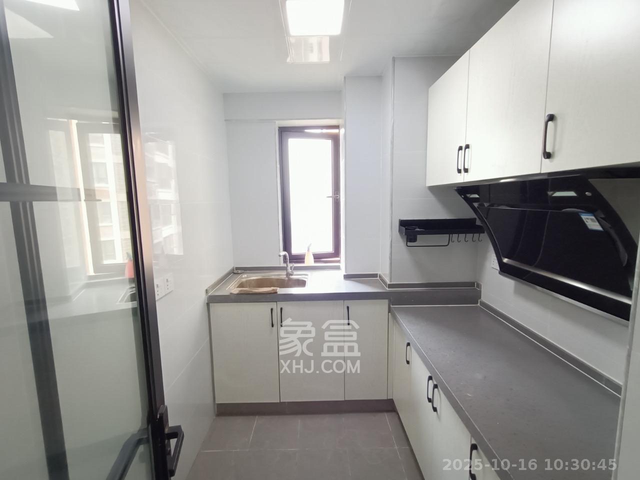 金科时代中心 2室2厅1卫 1600.0元/月 金科时代中心 2室2厅1卫 1600.0元/月室内图