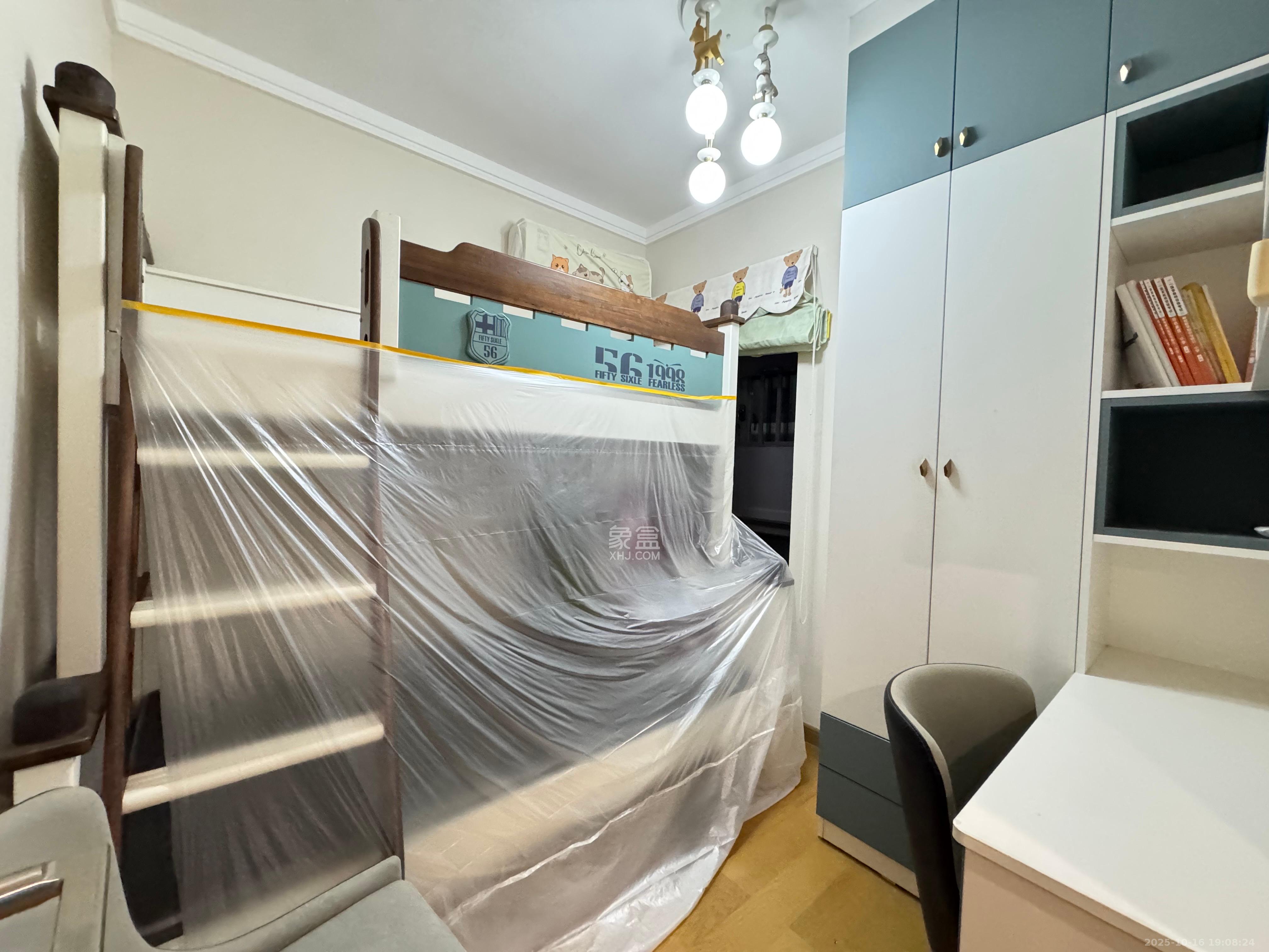 阳光城尚东湾青柠园  3室2厅1卫    2400.0元/月 阳光城尚东湾青柠园  3室2厅1卫    2400.0元/月室内图