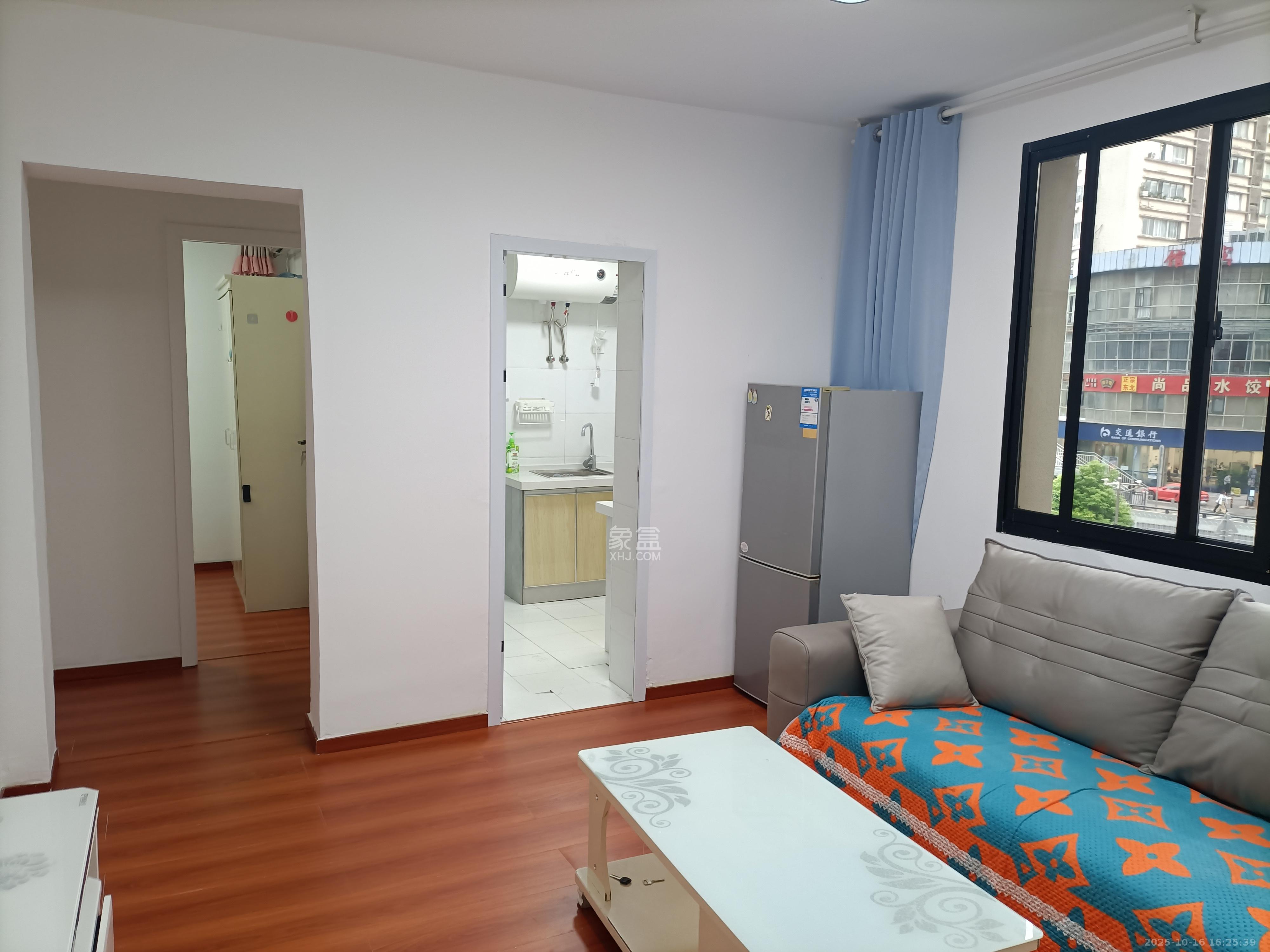 古家巷散盘  2室1厅1卫    2200.0元/月室内图