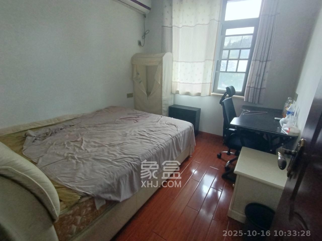 金科东方大院三四期  3室2厅2卫    2500.0元/月室内图