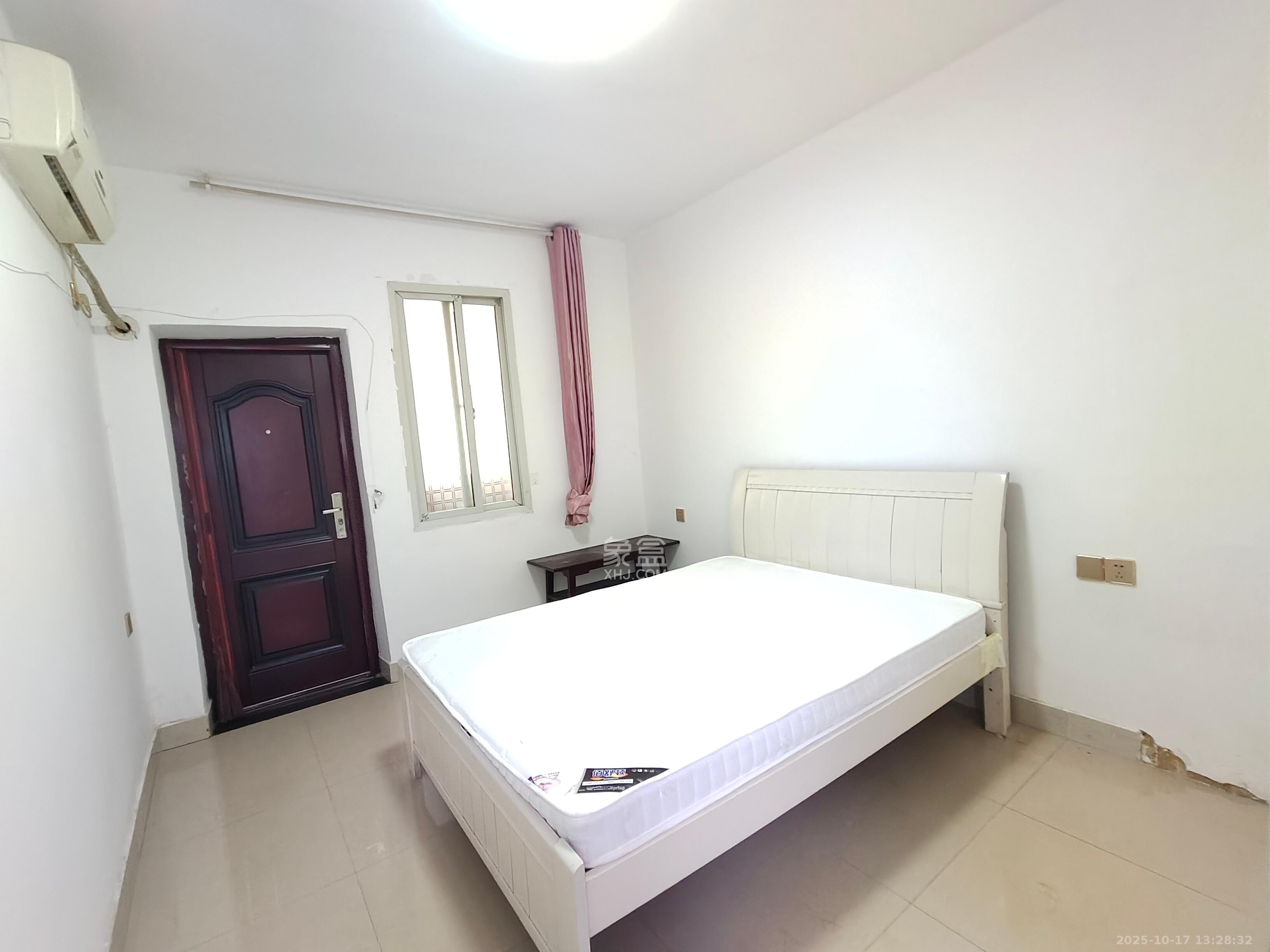 桂花二村  2室1厅1卫    1400.0元/月室内图