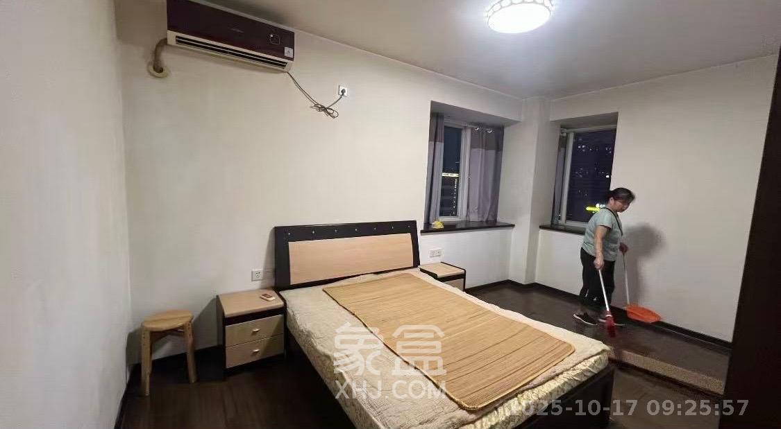 森宇佳园  3室2厅2卫    2800.0元/月室内图