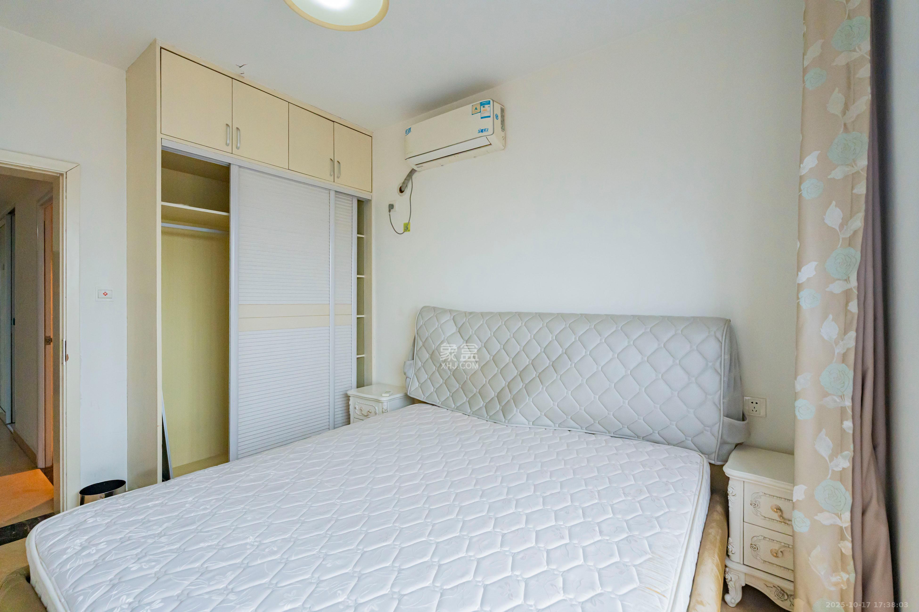 公园9号  2室2厅1卫    115.0万卧室