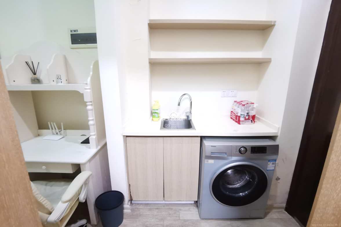 兰亭湾畔  1室1厅1卫    1100.0元/月 兰亭湾畔  1室1厅1卫    1100.0元/月室内图