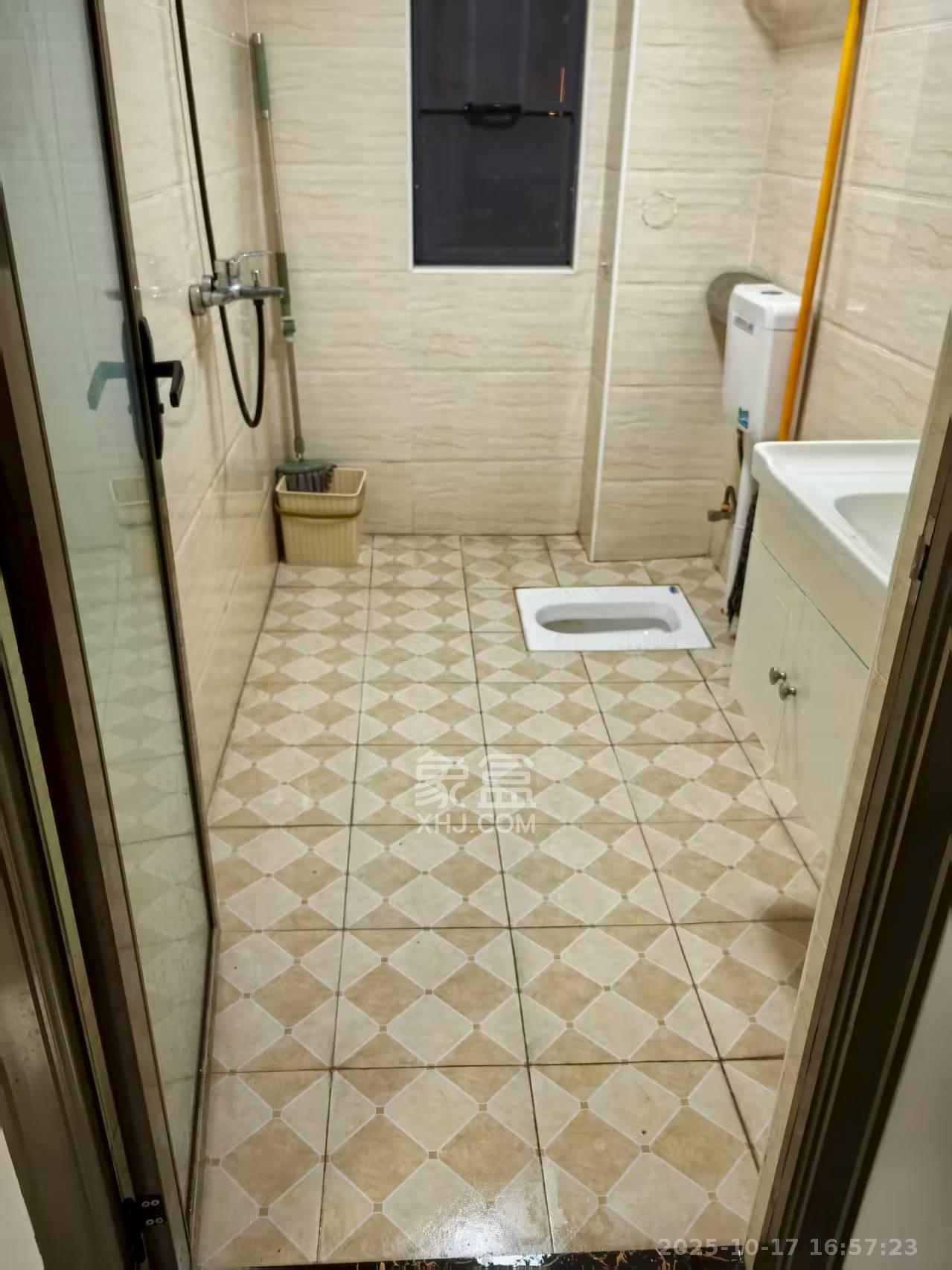 金科时代中心  3室2厅1卫    2600.0元/月室内图